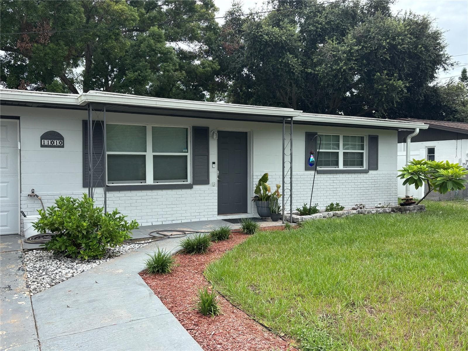 Single Family Residence at 11010 HASSLE AVE, PORT RICHEY, photo 2 of 19