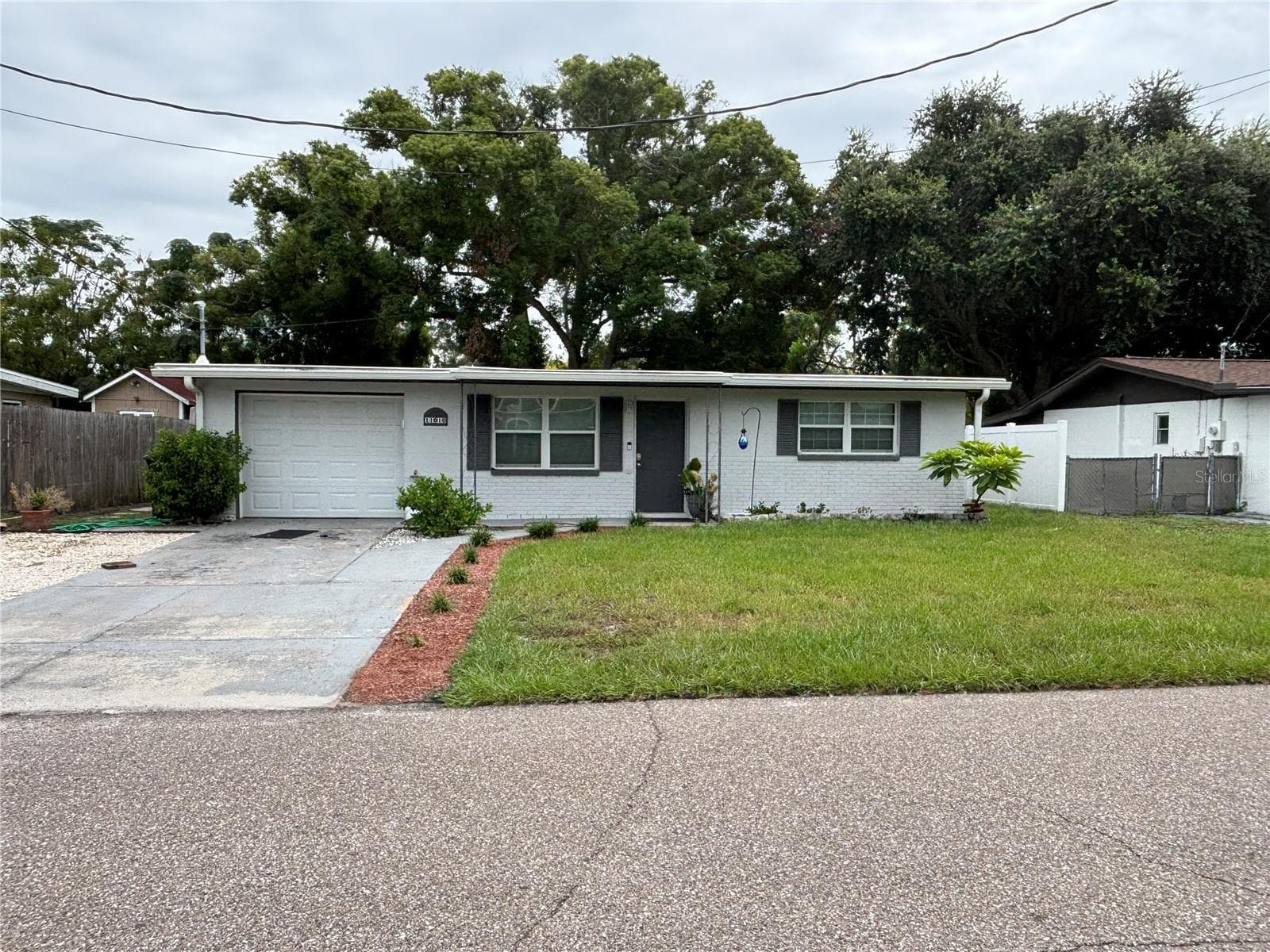 Single Family Residence at 11010 HASSLE AVE, PORT RICHEY, photo 3 of 19