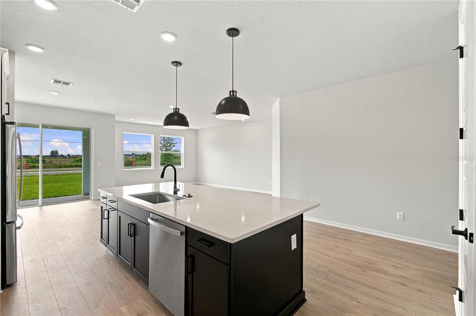 Kitchen - 5039 ORINOCO LN, ST CLOUD