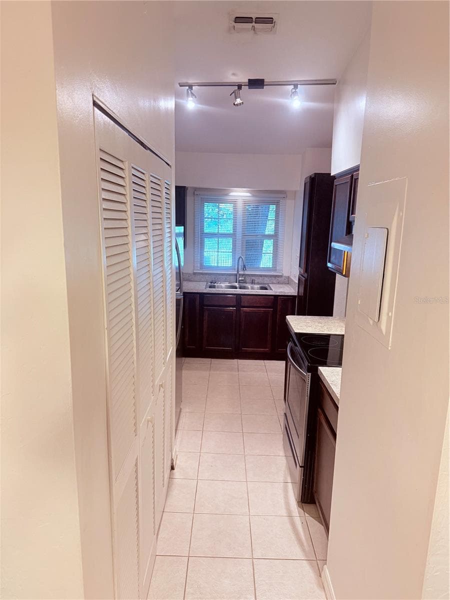 Condominium at 5134 SW 92ND CT, GAINESVILLE, photo 6 of 20