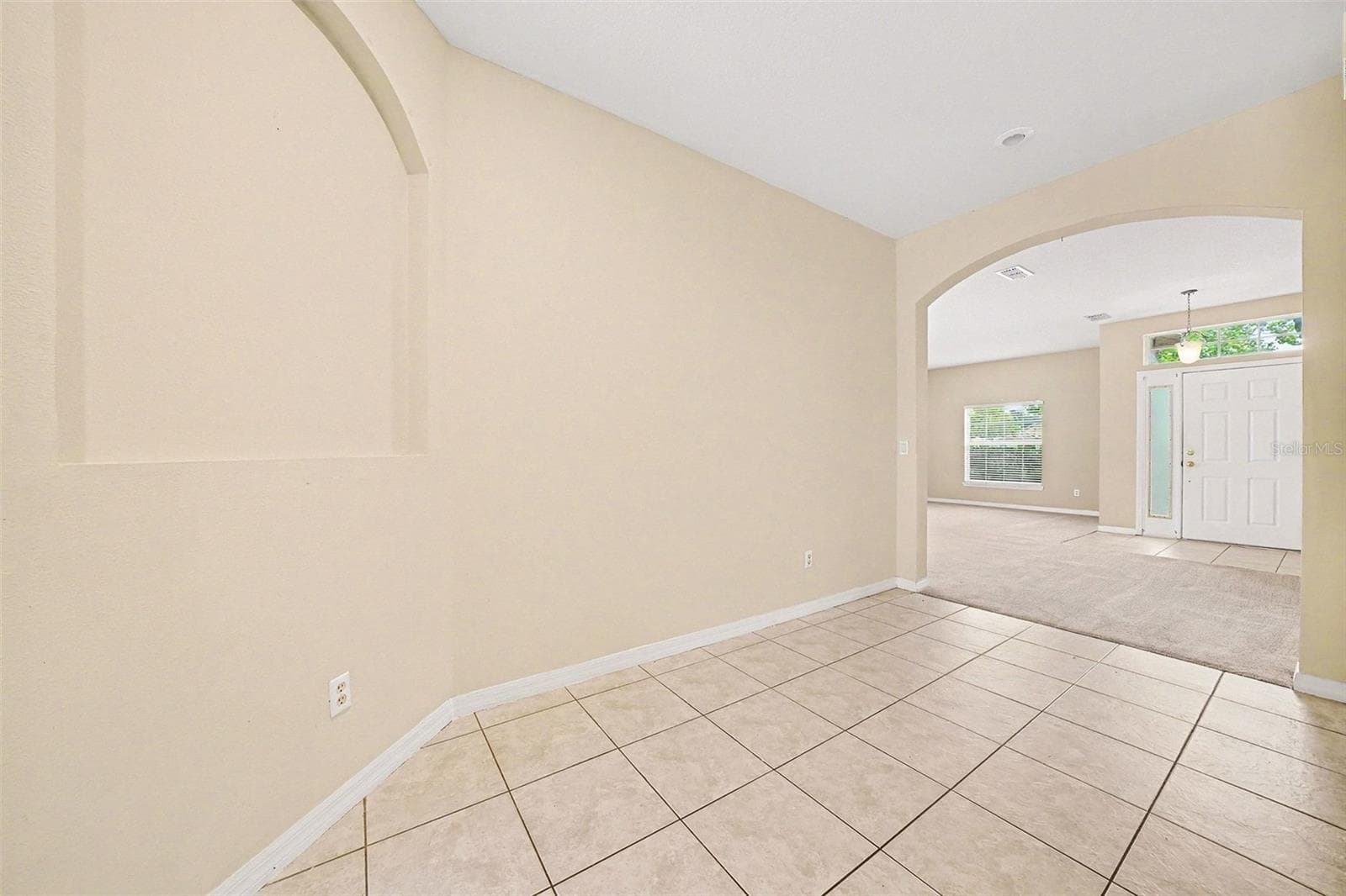 Single Family Residence at 2226 BRANDYWINE FALLS WAY, ORLANDO, photo 8 of 34