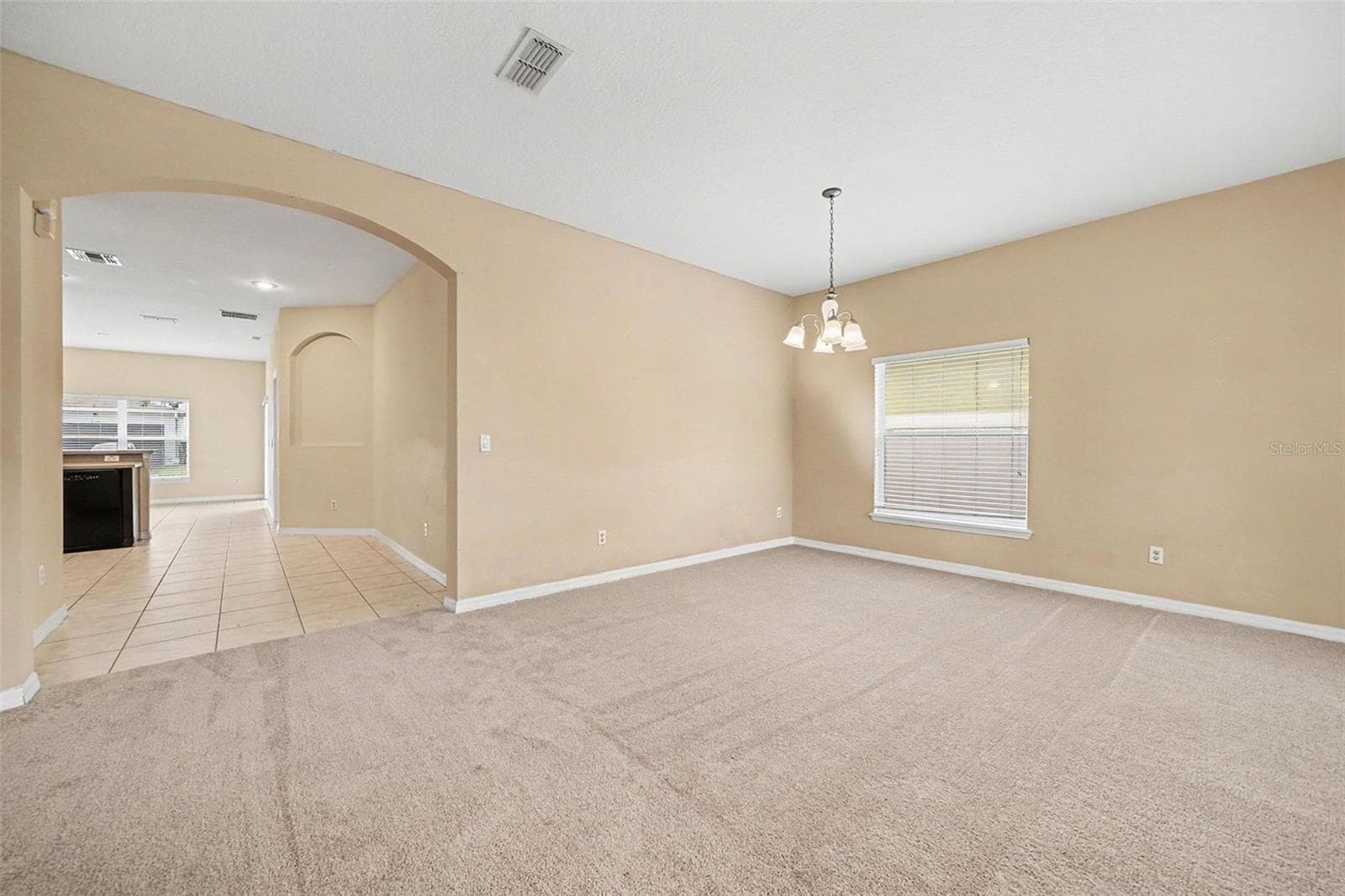 Single Family Residence at 2226 BRANDYWINE FALLS WAY, ORLANDO, photo 9 of 34