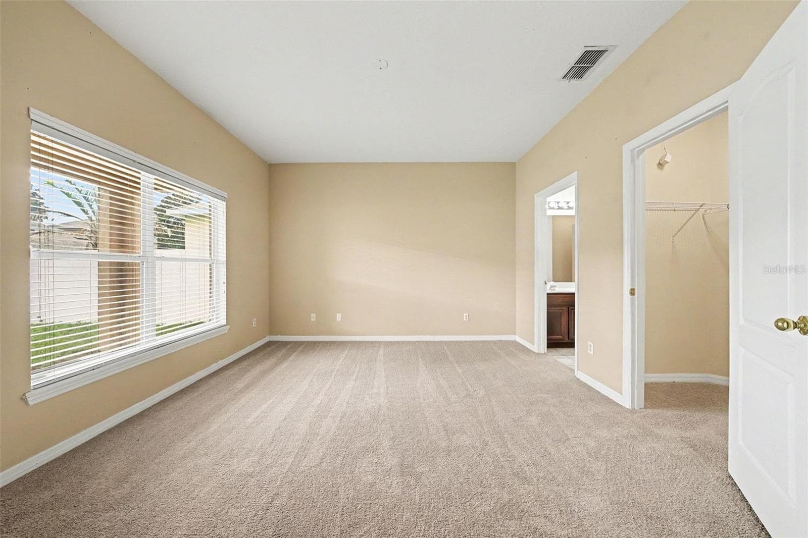 Single Family Residence at 2226 BRANDYWINE FALLS WAY, ORLANDO, photo 16 of 34