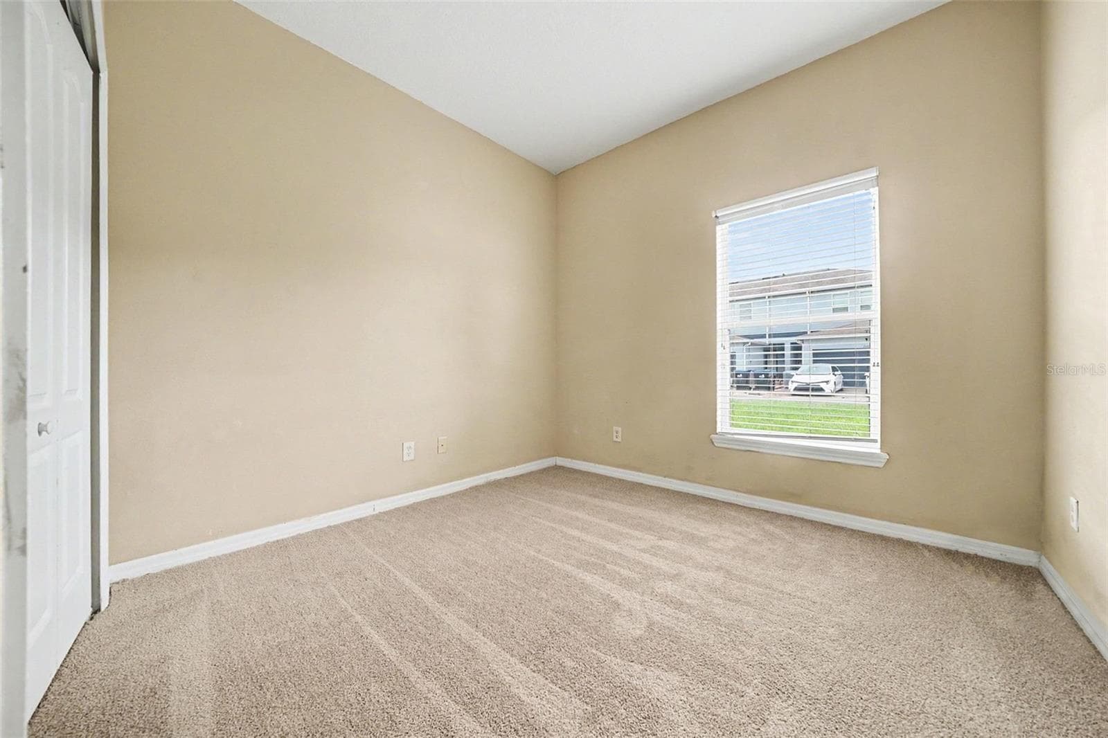Single Family Residence at 2226 BRANDYWINE FALLS WAY, ORLANDO, photo 17 of 34
