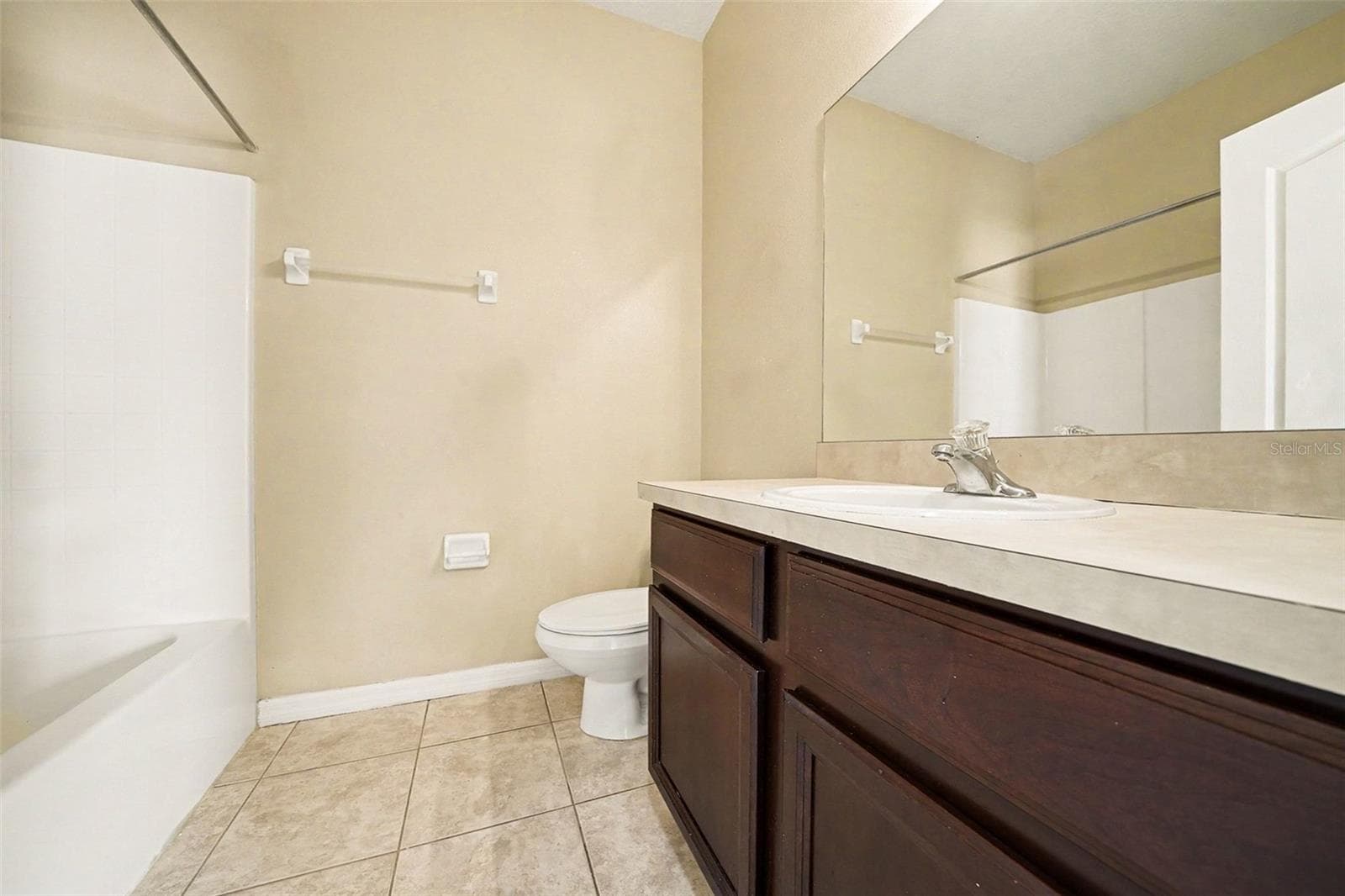Single Family Residence at 2226 BRANDYWINE FALLS WAY, ORLANDO, photo 22 of 34