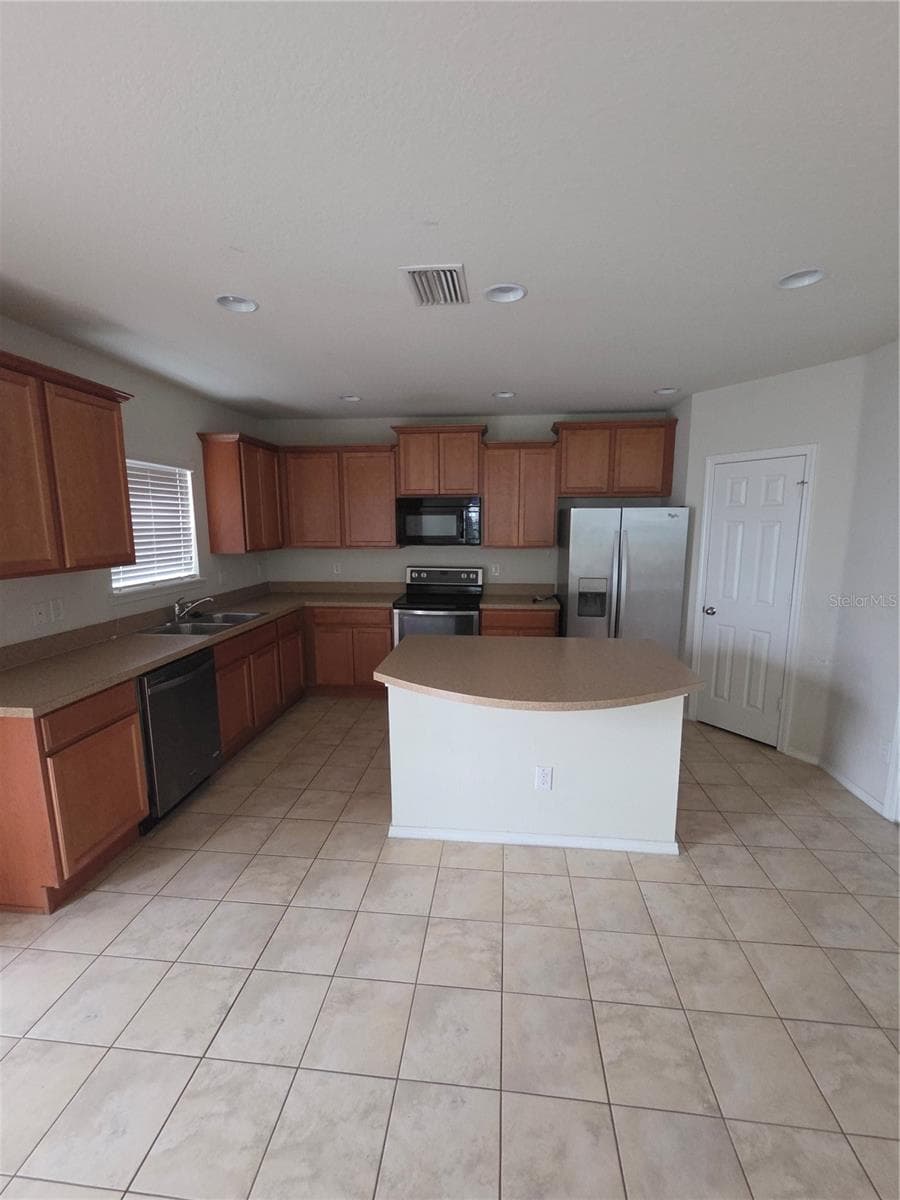Townhouse at 4816 CHATTERTON WAY, RIVERVIEW, photo 3 of 13
