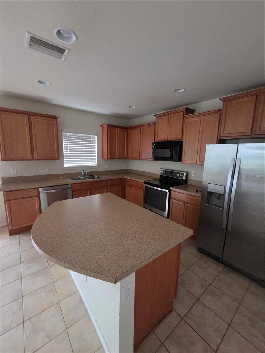 Townhouse at 4816 CHATTERTON WAY, RIVERVIEW, photo 4 of 13
