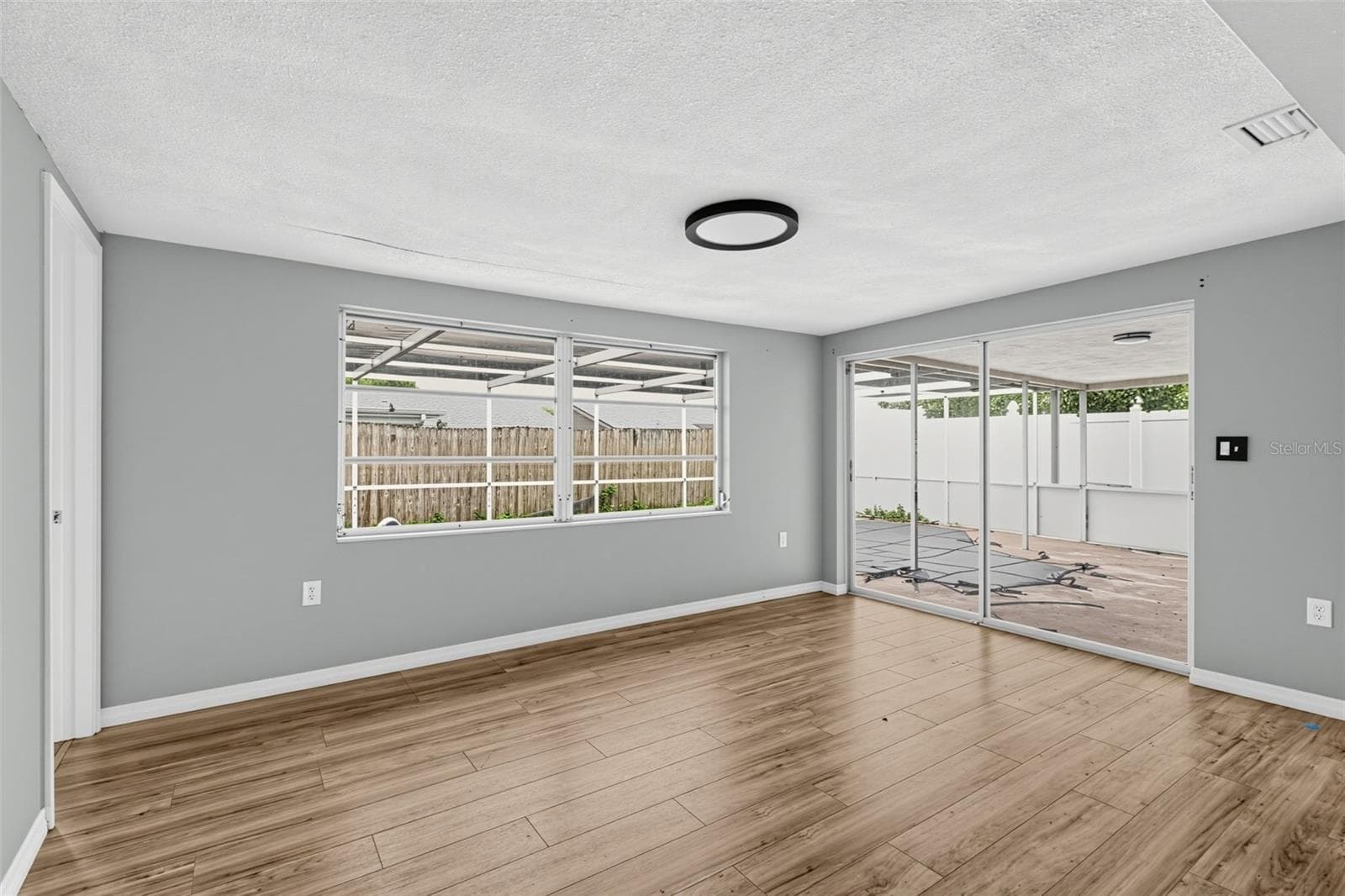Single Family Residence at 7340 MAYFIELD DR, PORT RICHEY, photo 5 of 22