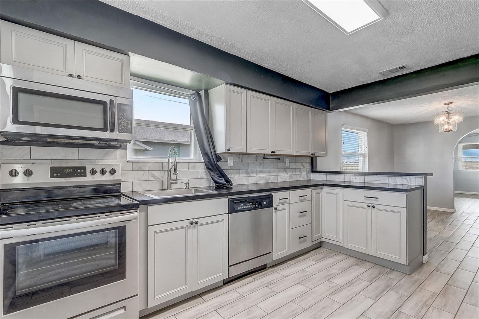 Single Family Residence at 2590 E STATE ROAD 46, SANFORD, photo 9 of 19