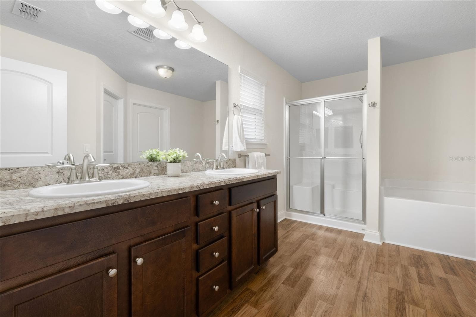 Single Family Residence at 9 BARRISTER LN, PALM COAST, photo 24 of 60