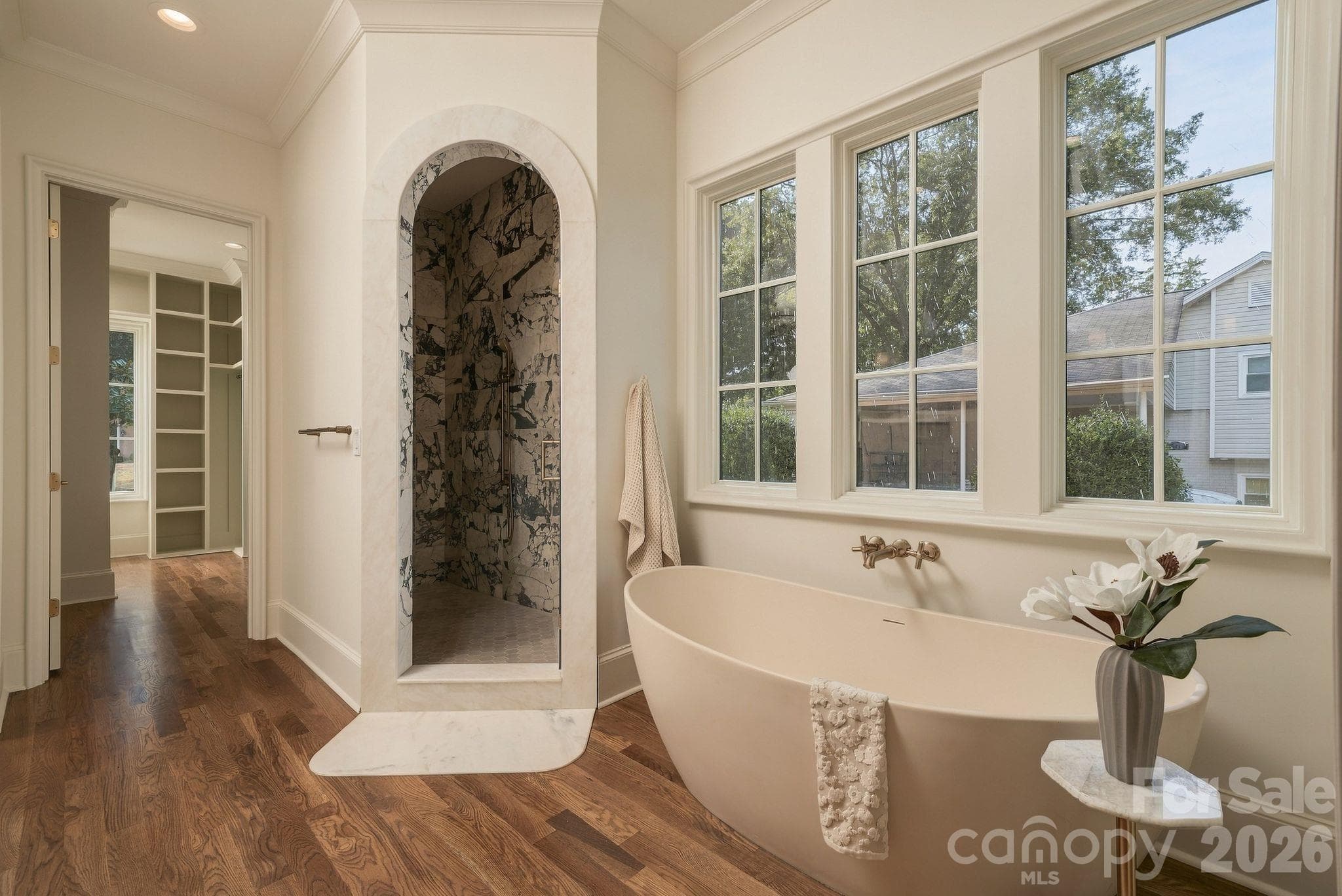 Single Family Residence at 122 Lansdowne Road, Charlotte, photo 20 of 45