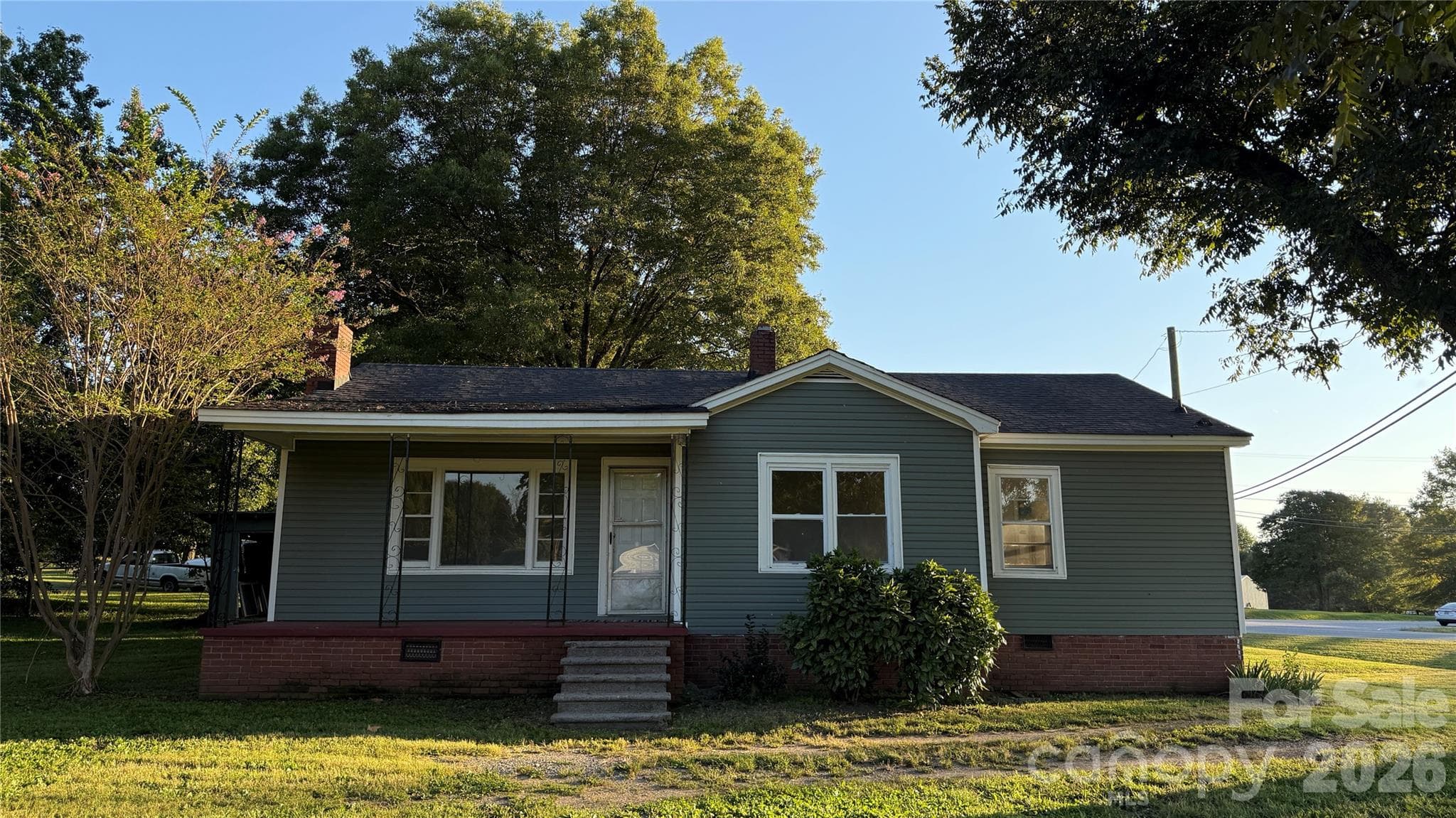 Single Family Residence at 3839 W Dixon Boulevard, Shelby, photo 2 of 26