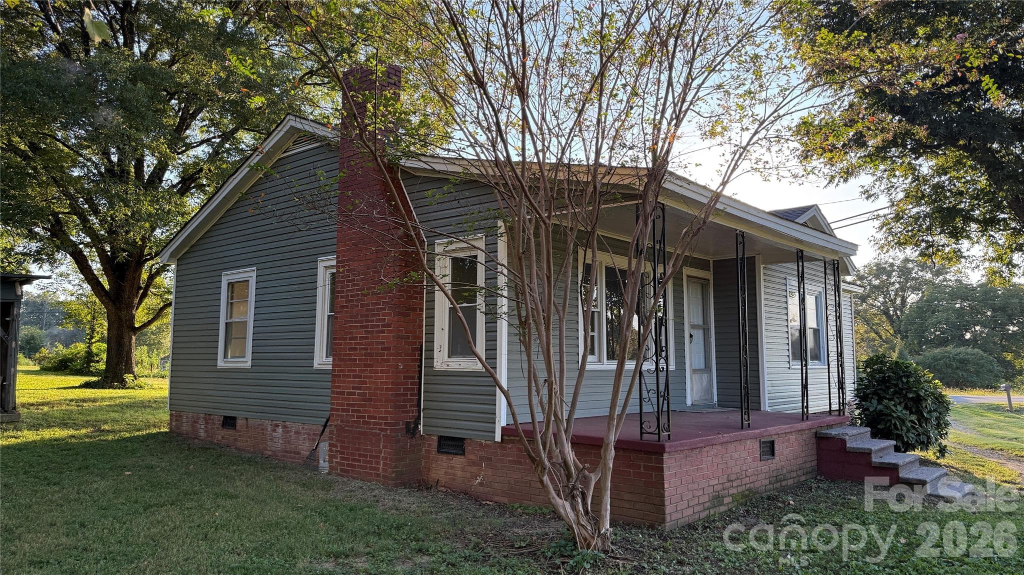 Single Family Residence at 3839 W Dixon Boulevard, Shelby, photo 5 of 26