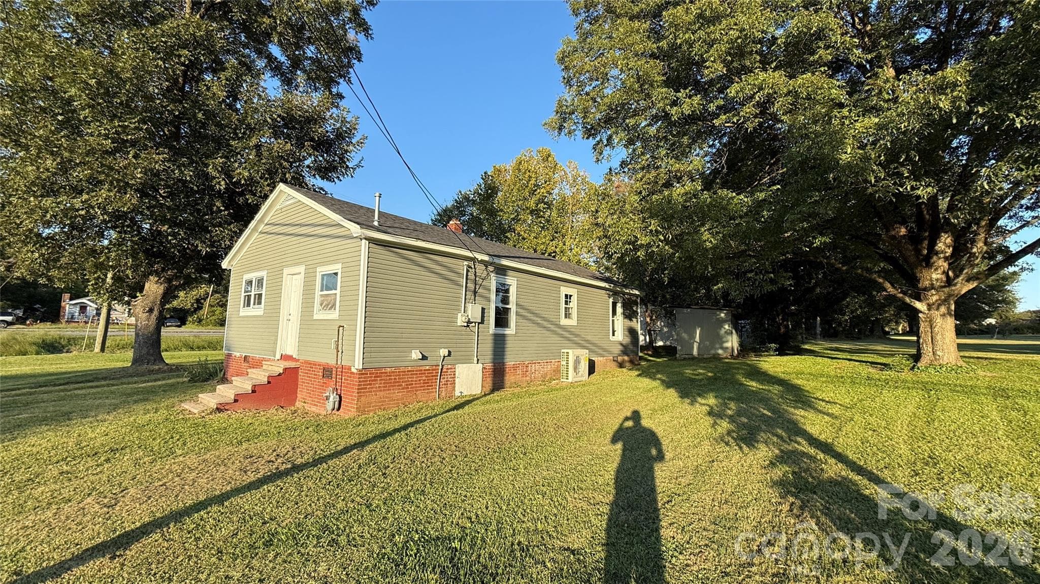 Single Family Residence at 3839 W Dixon Boulevard, Shelby, photo 8 of 26