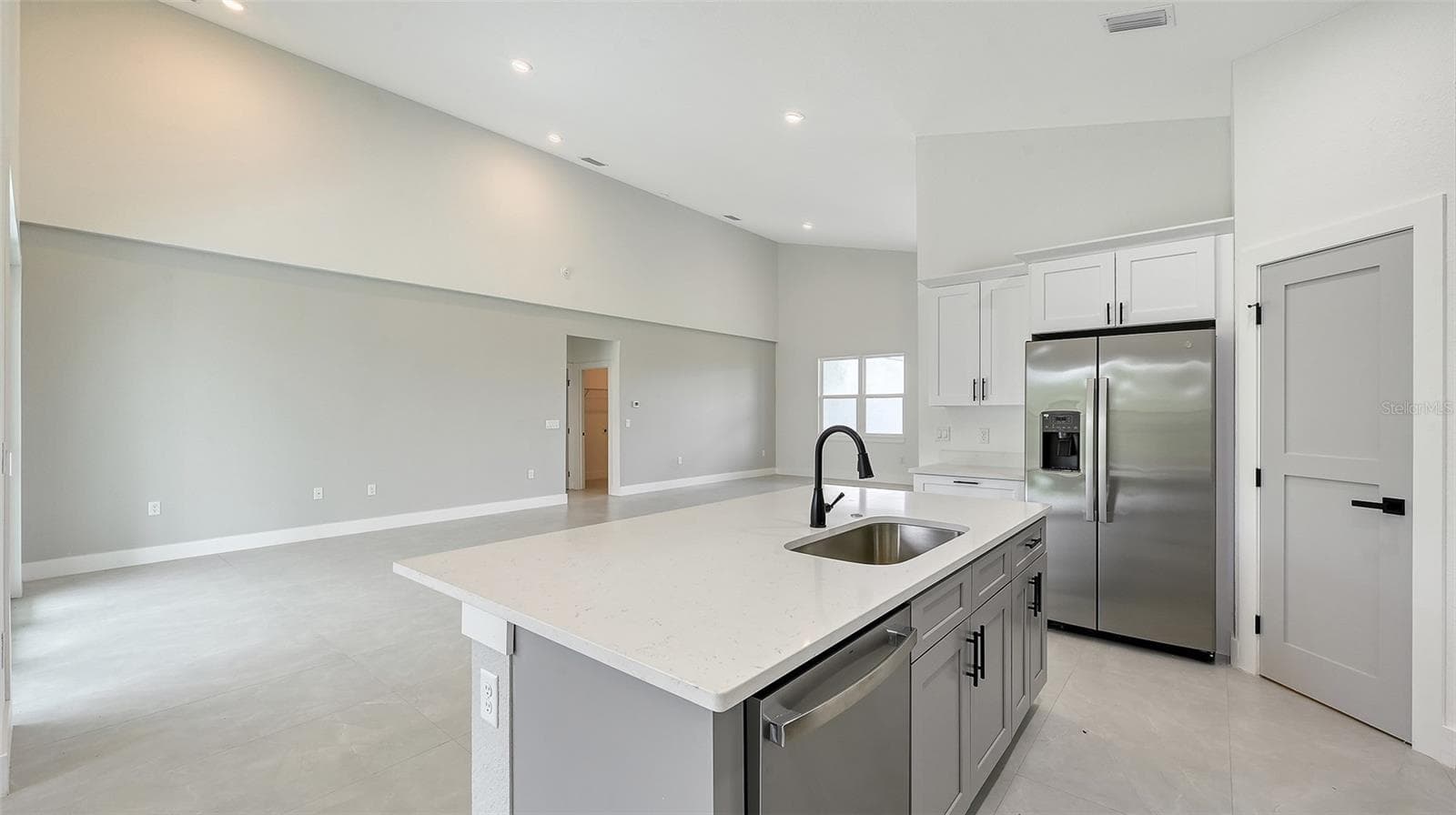 Single Family Residence at 8181 TECUMSEH CIR, PORT CHARLOTTE, photo 7 of 31