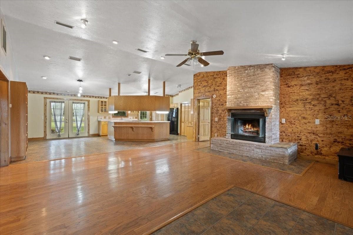 Single Family Residence at 6351 SW 2ND LN, BELL, photo 11 of 48