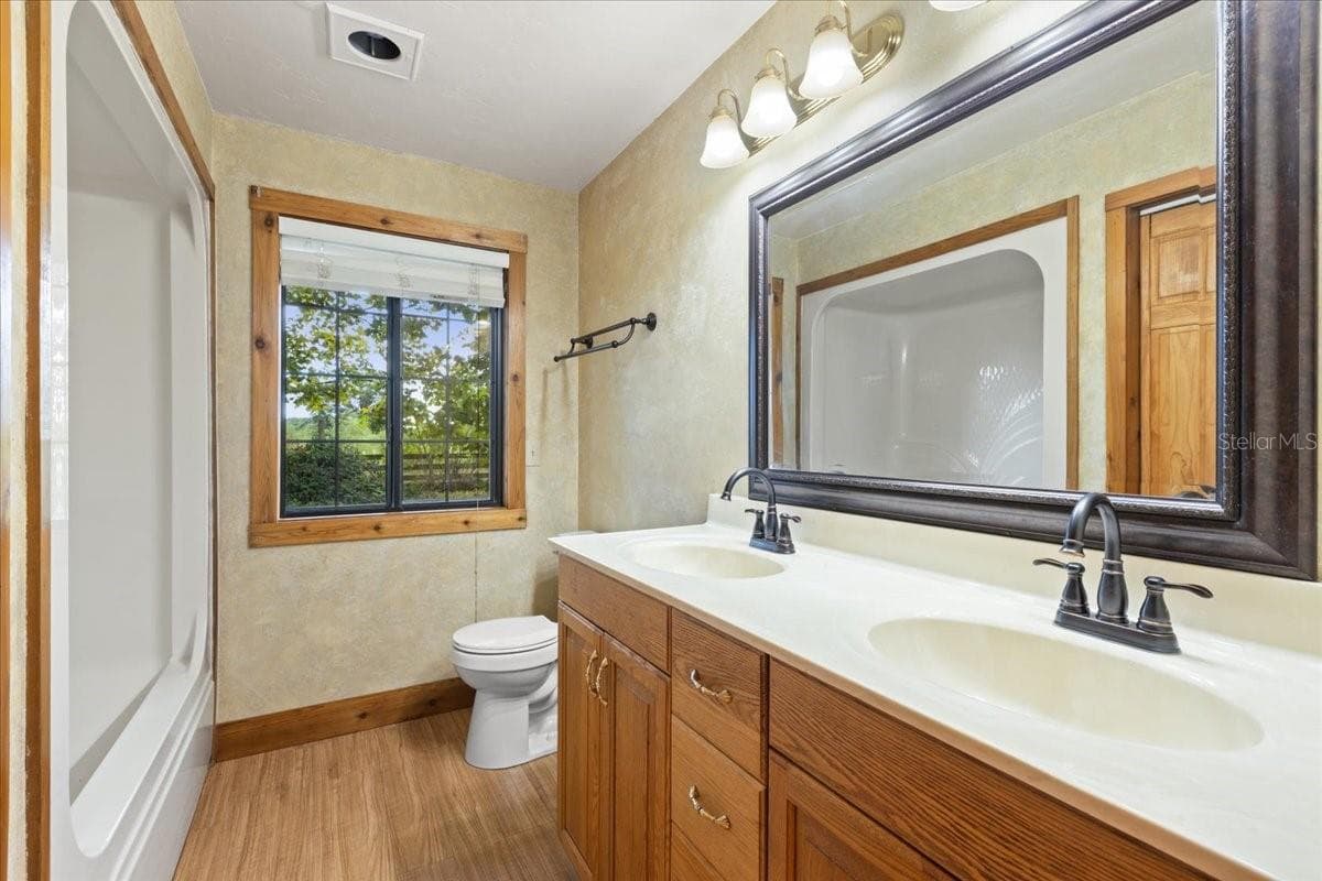 Single Family Residence at 6351 SW 2ND LN, BELL, photo 19 of 48