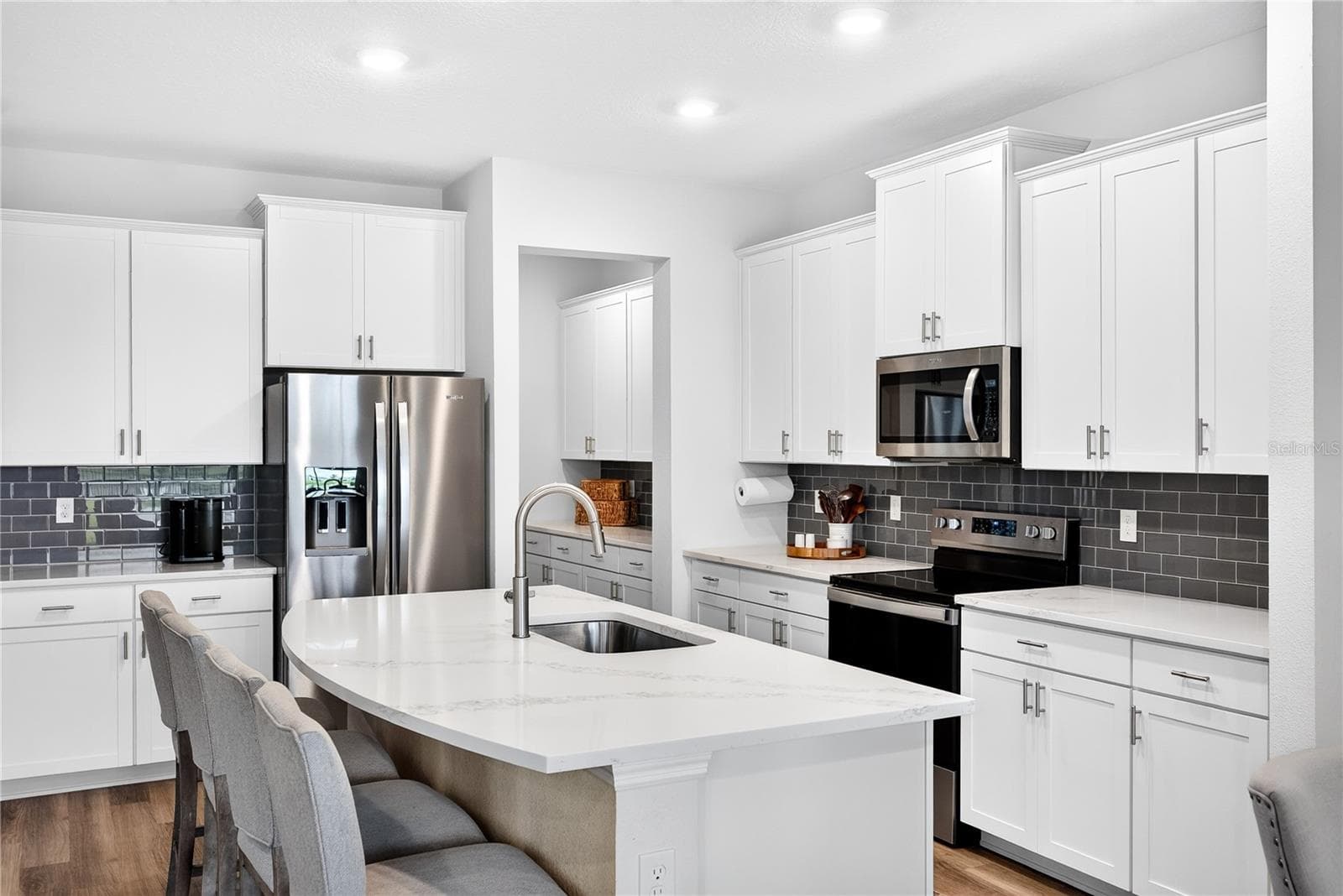 Kitchen - 18009 TAVERNSIDE TRL, LAKEWOOD RANCH