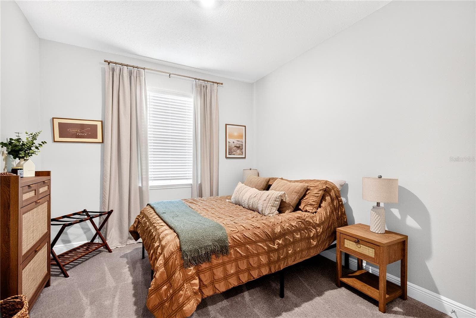Downstairs guest bedroom - 18009 TAVERNSIDE TRL, LAKEWOOD RANCH