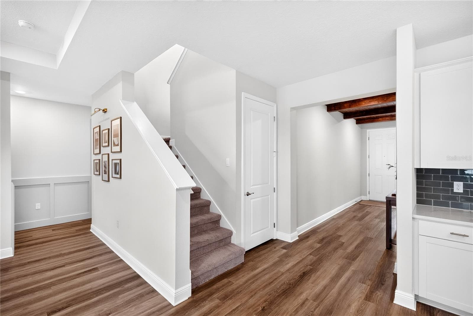 Stairs - 18009 TAVERNSIDE TRL, LAKEWOOD RANCH