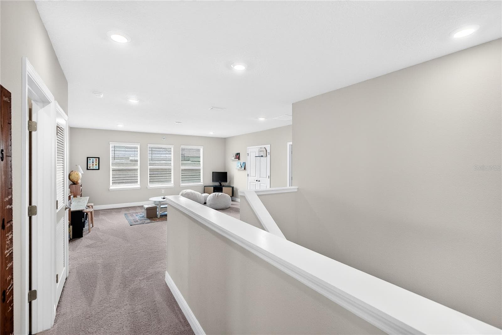 Overlooking loft area - 18009 TAVERNSIDE TRL, LAKEWOOD RANCH