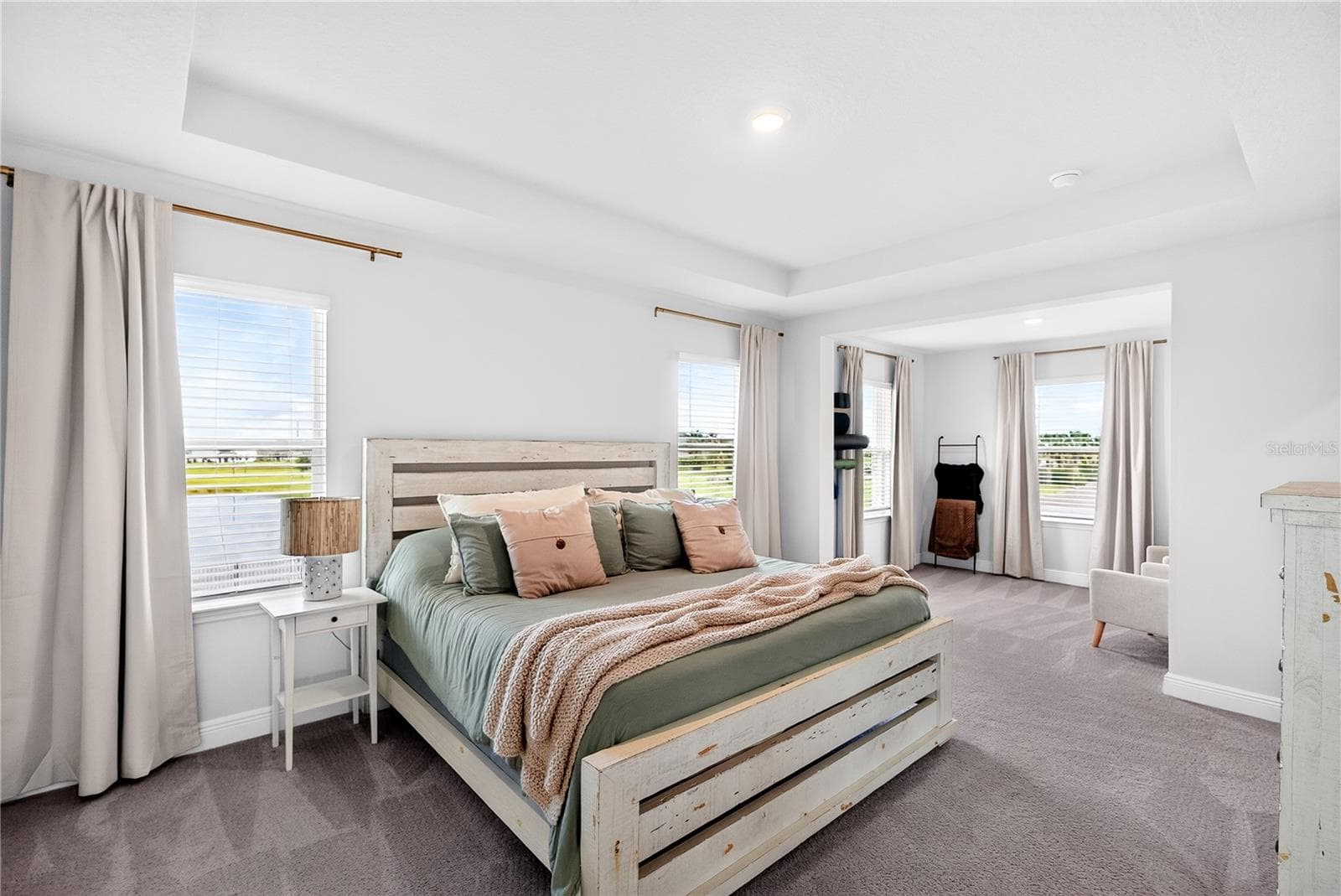 Primary bedroom - 18009 TAVERNSIDE TRL, LAKEWOOD RANCH