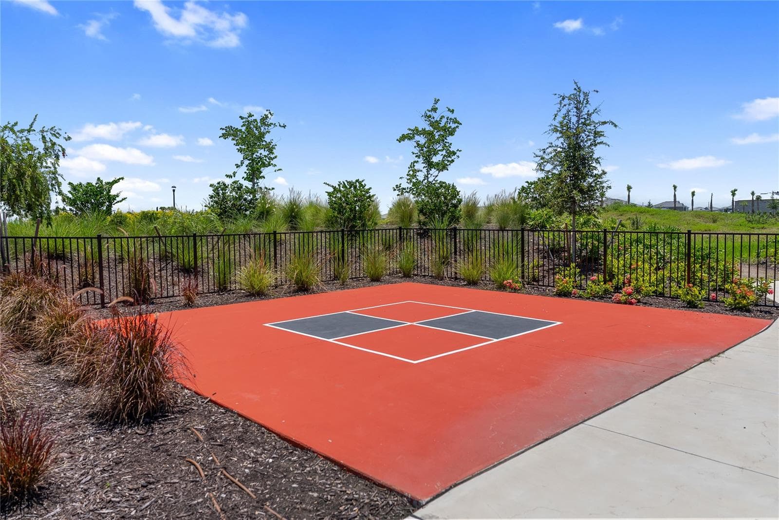 4 Square courts - 18009 TAVERNSIDE TRL, LAKEWOOD RANCH