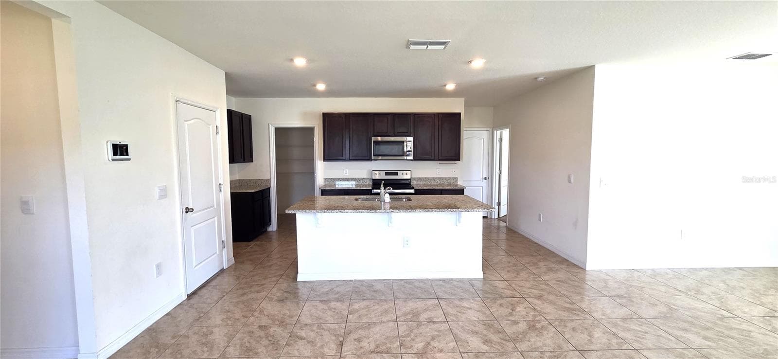 Single Family Residence at 1782 EAGLE HAMMOCK BLVD, EAGLE LAKE, photo 8 of 52