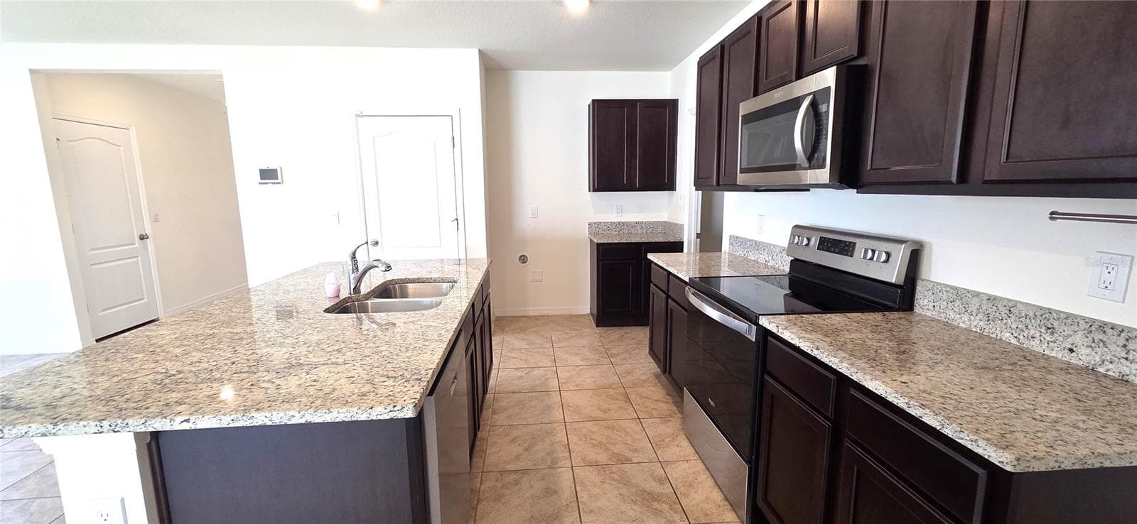 Single Family Residence at 1782 EAGLE HAMMOCK BLVD, EAGLE LAKE, photo 11 of 52
