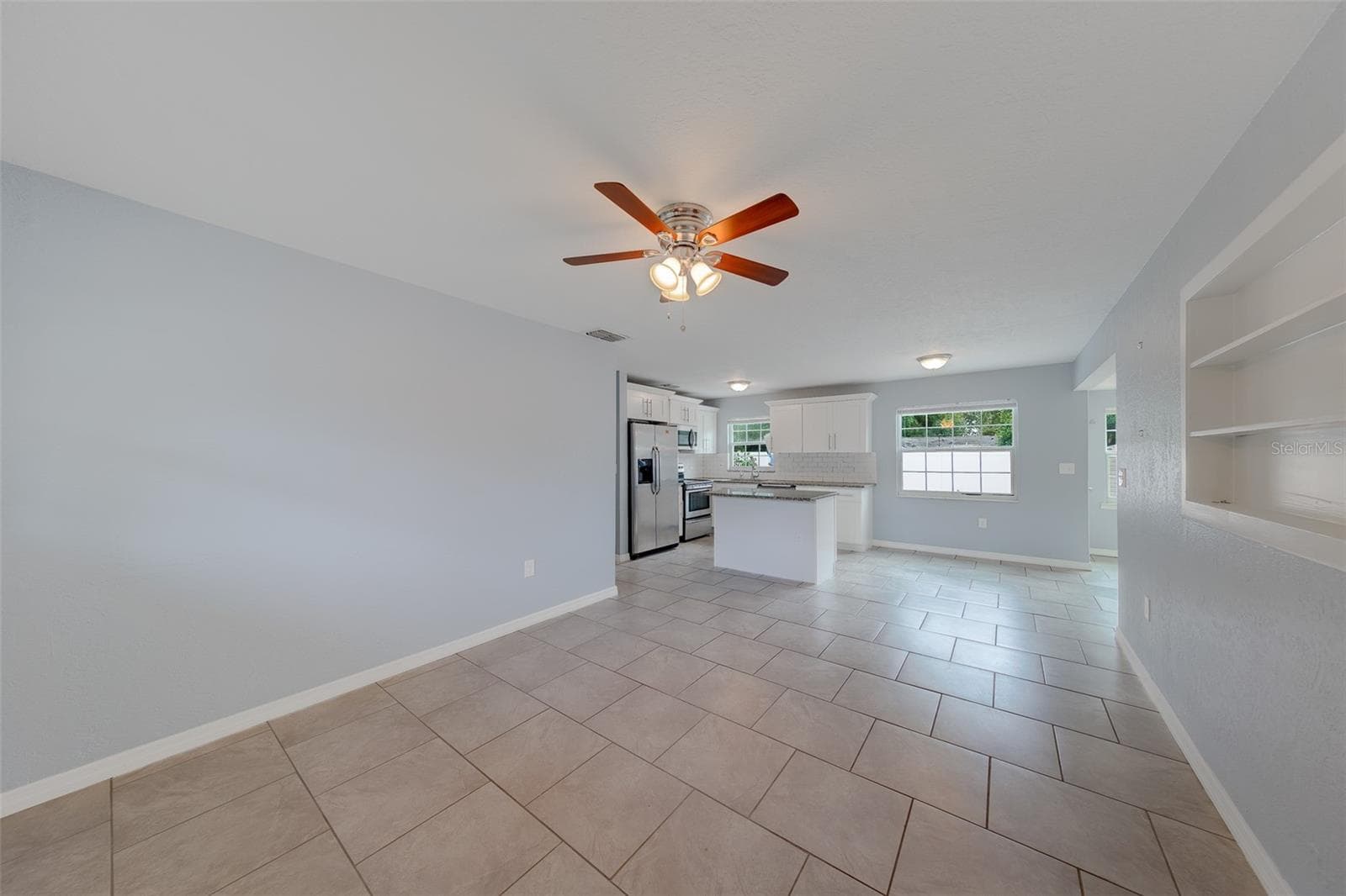 Single Family Residence at 1309 MARY L RD, CLEARWATER, photo 6 of 38
