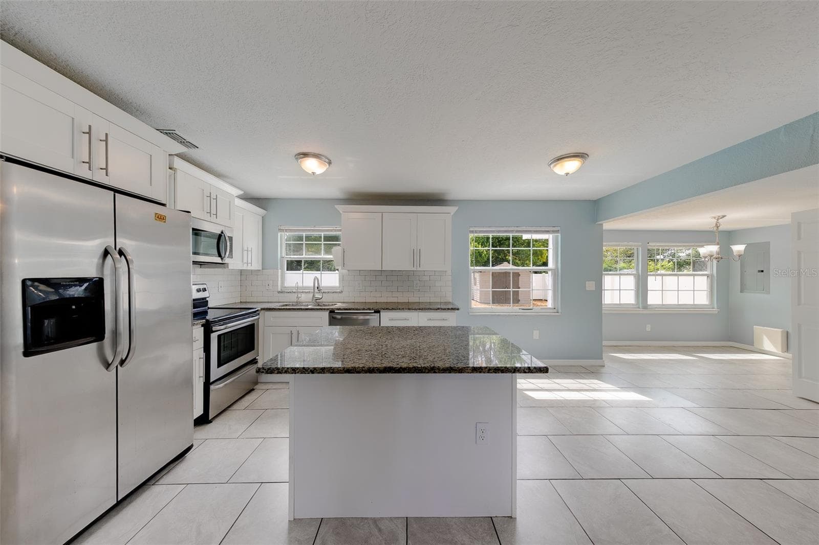 Single Family Residence at 1309 MARY L RD, CLEARWATER, photo 9 of 38