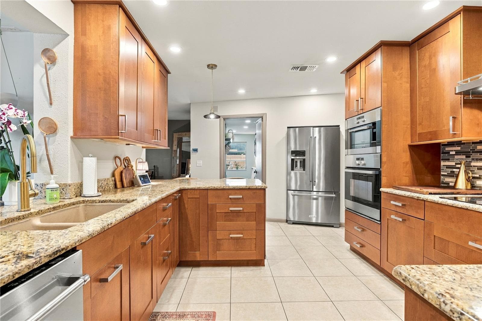 Kitchen from dining room - 10211 139TH ST, LARGO