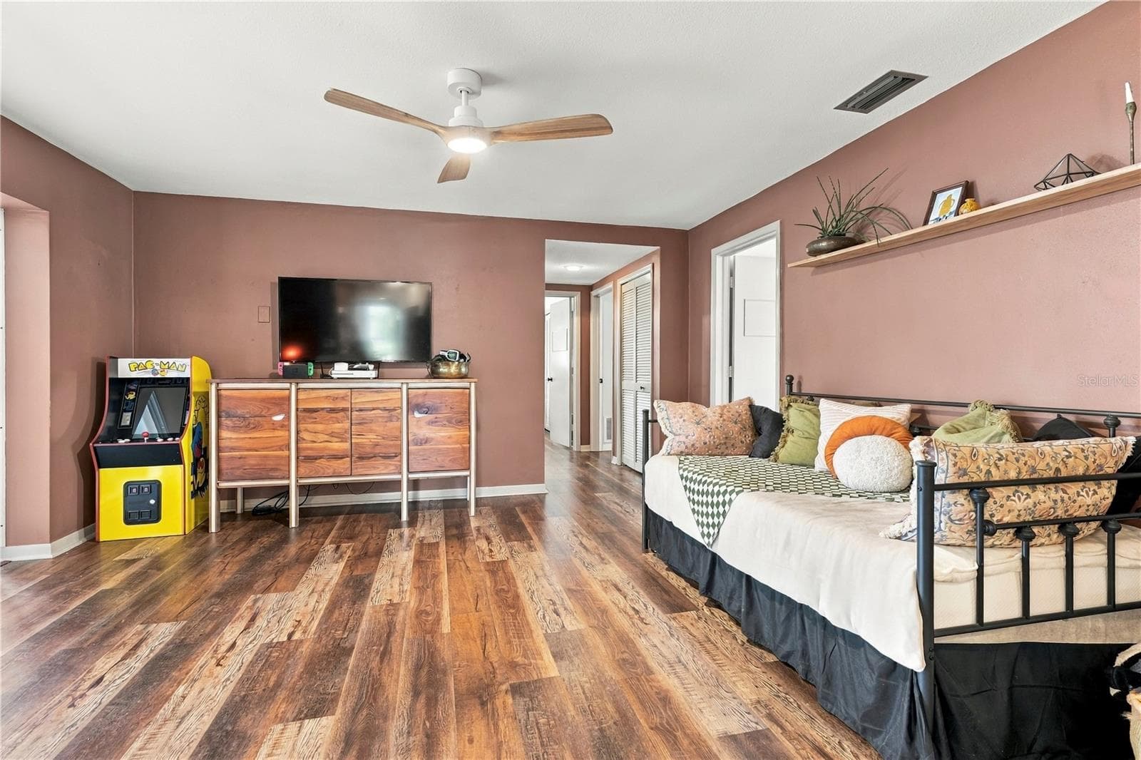 Family room - 10211 139TH ST, LARGO