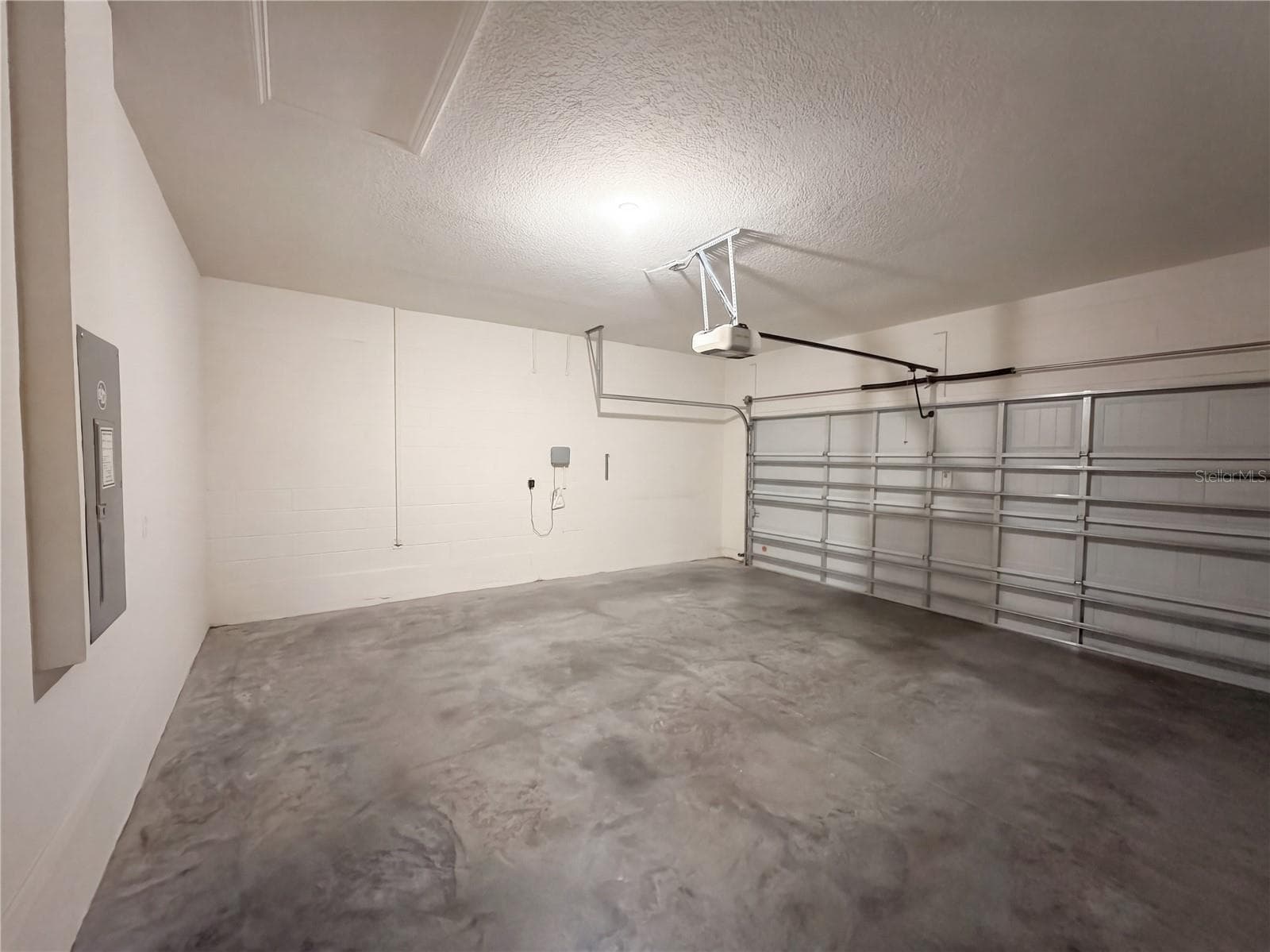 Single Family Residence at 190 POINT PLEASANT RD, DELAND, photo 14 of 15