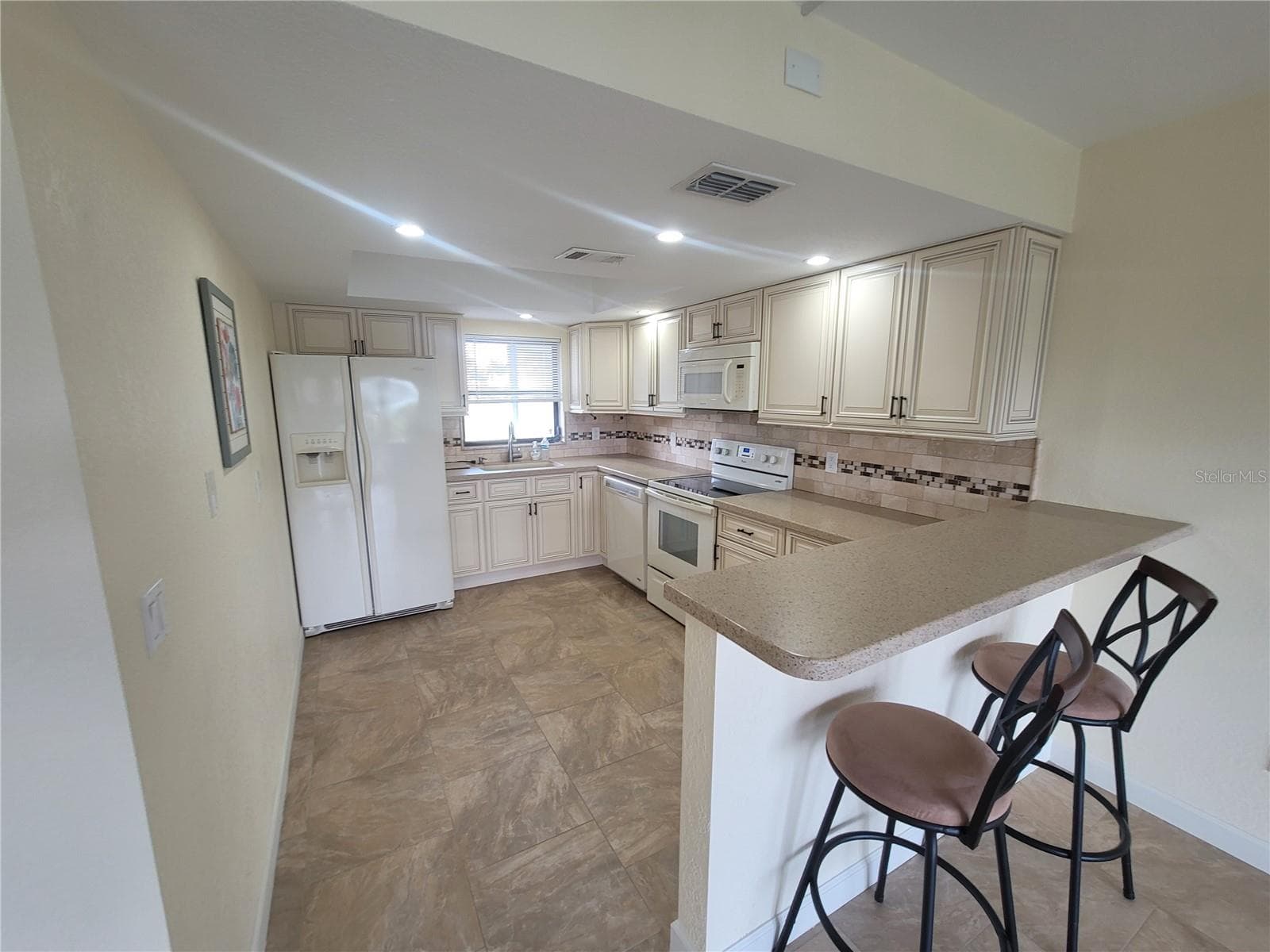 Condominium at 1318 WESLEY DR #3, PUNTA GORDA, photo 16 of 18
