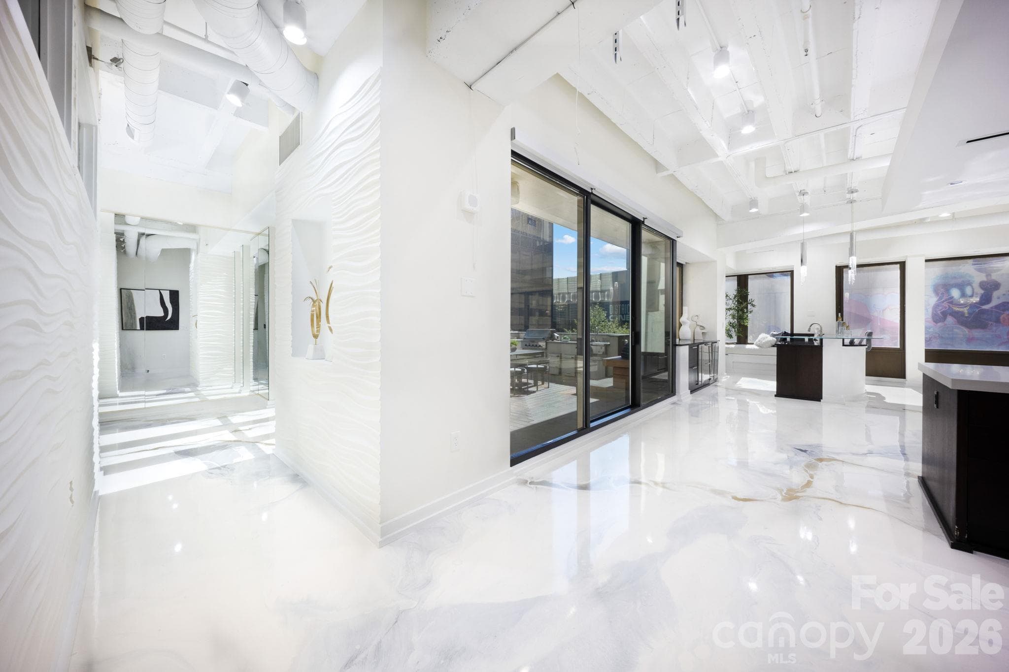 Condominium at 139 Tryon Street, Charlotte, photo 33 of 41