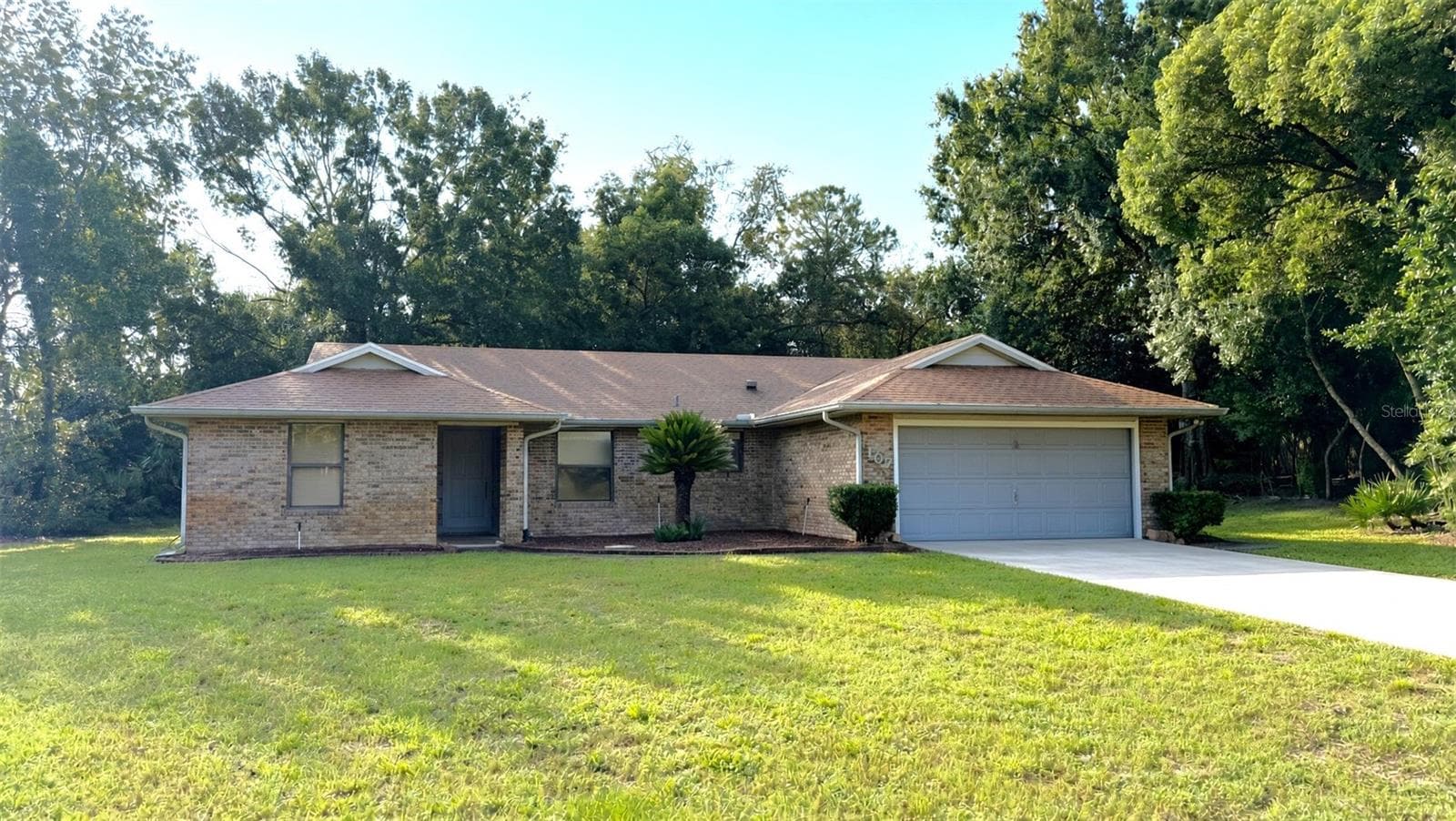 107 HUNTER POINT CT