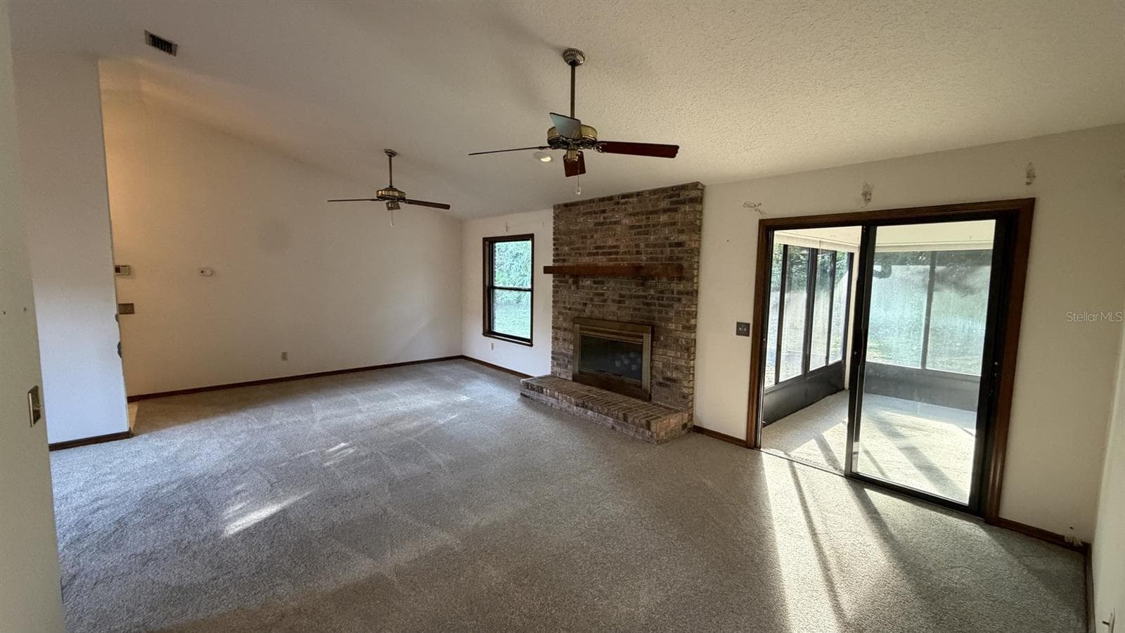 Single Family Residence at 107 HUNTER POINT CT, DEBARY, photo 16 of 42