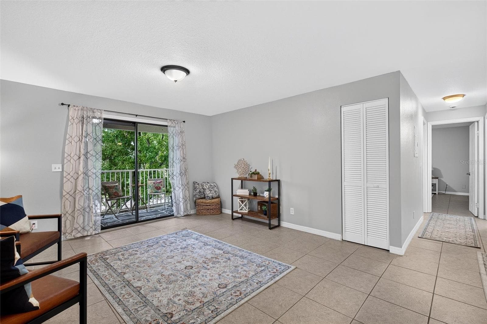 Condominium at 3107 OAK TRAIL RUN #3107, PORT ORANGE, photo 4 of 33