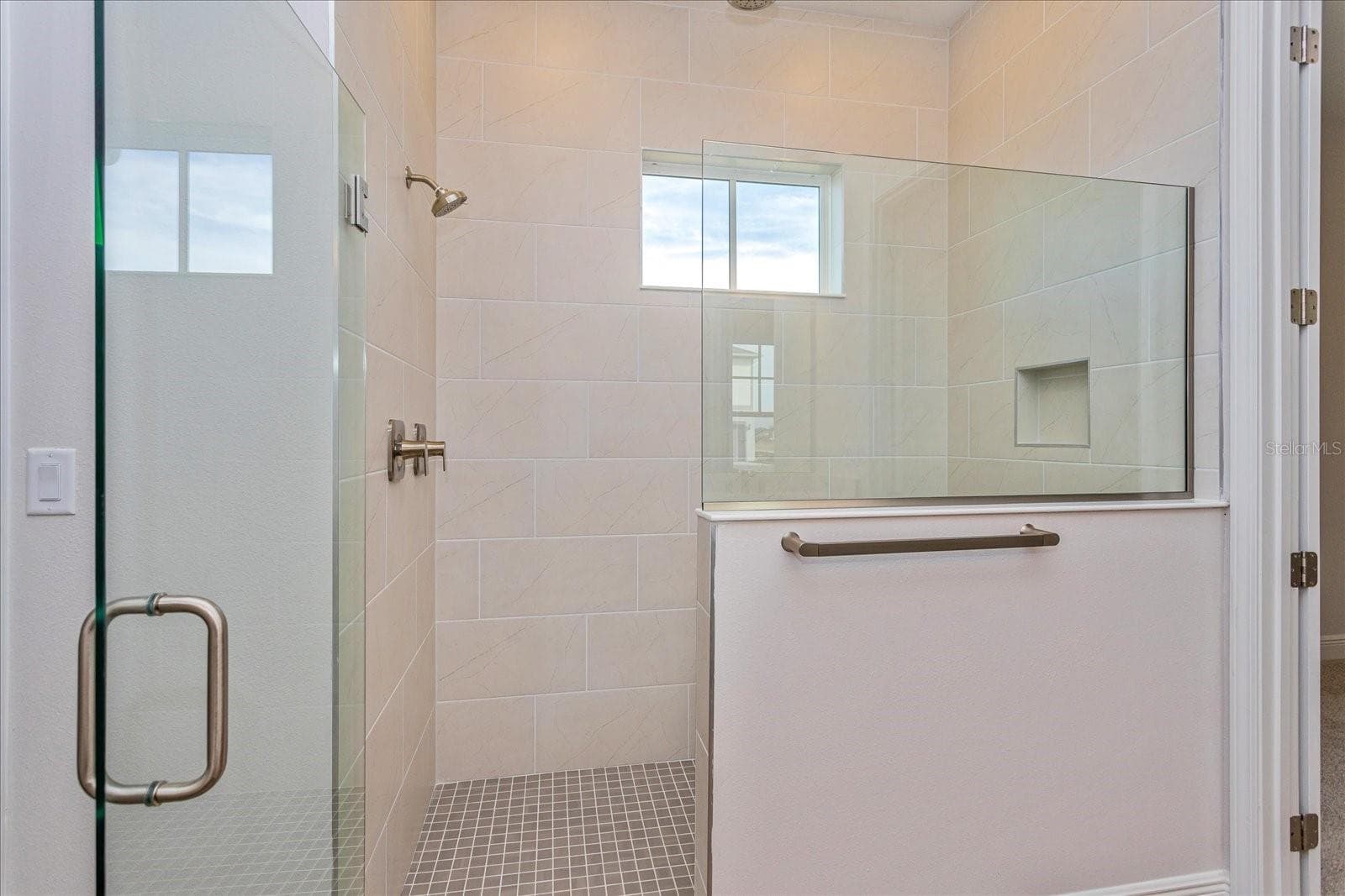 PRIMARY BATHROOM - 10242 MEDAWAR ST, ORLANDO