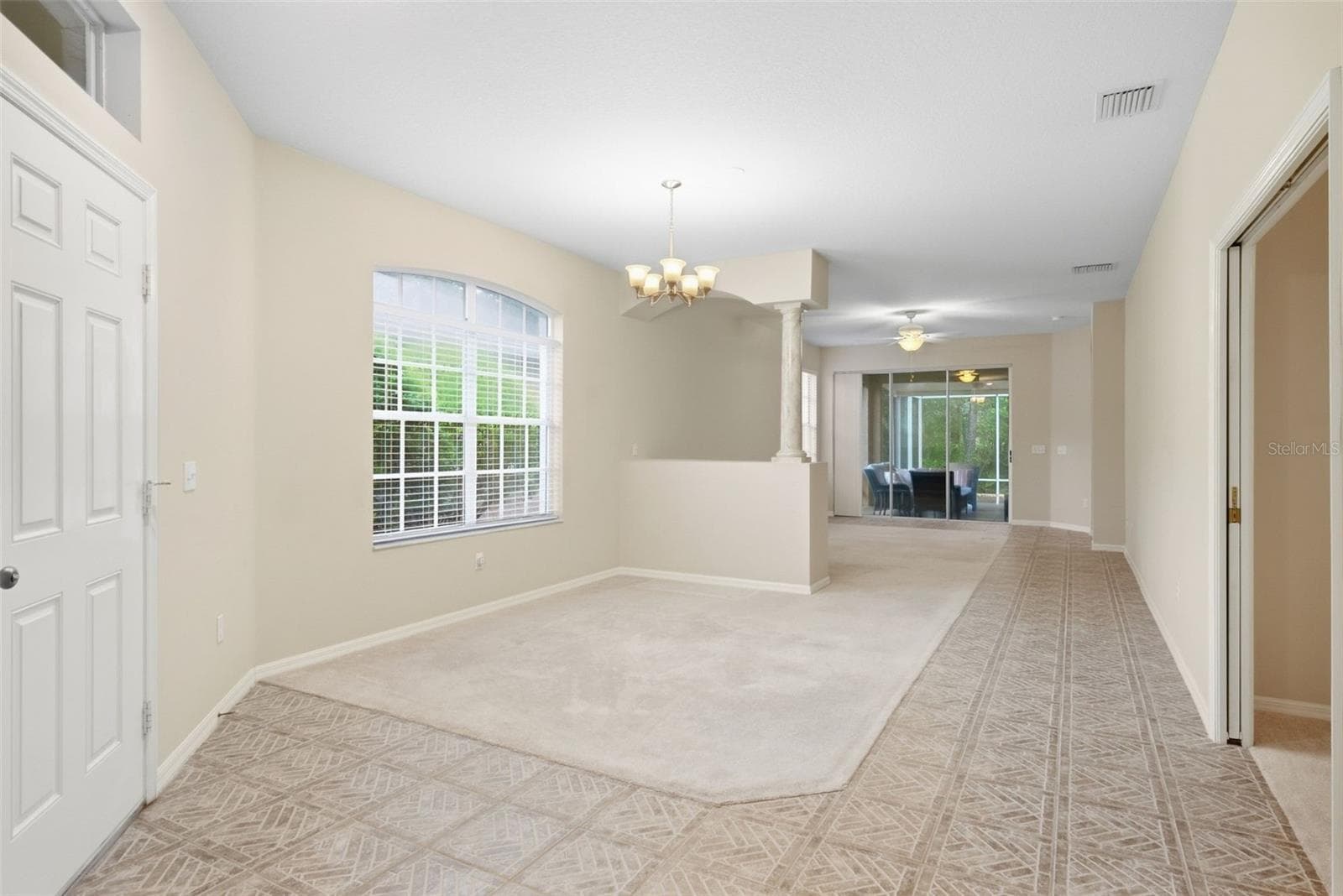 Villa at 19149 LAKE AUDUBON DR, TAMPA, photo 6 of 46