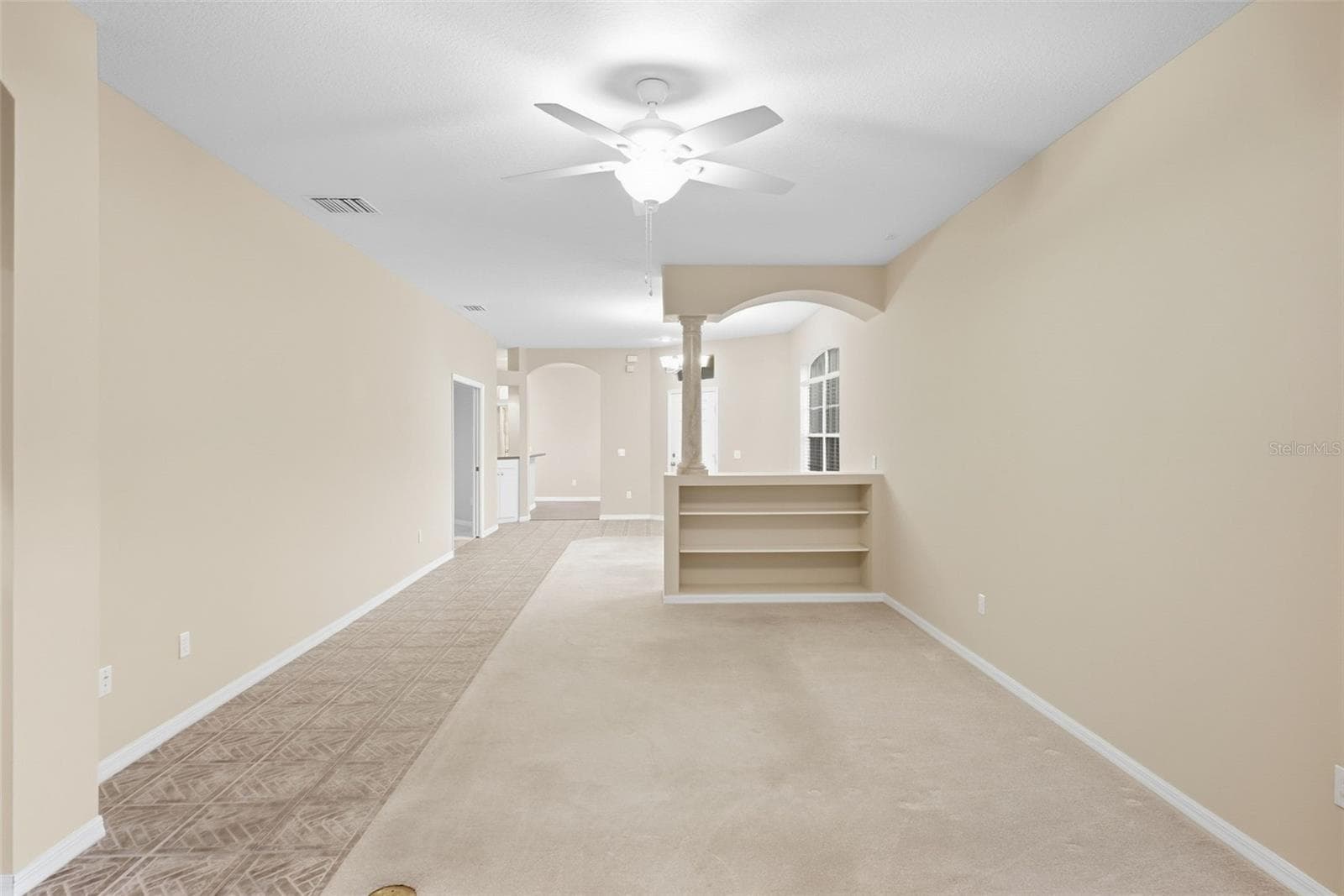 Villa at 19149 LAKE AUDUBON DR, TAMPA, photo 7 of 46