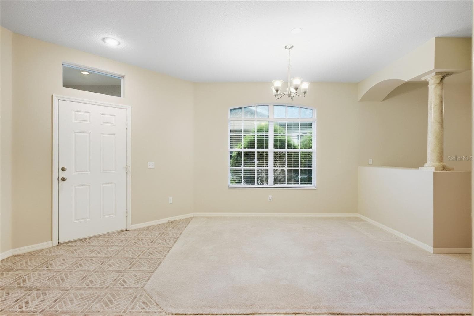 Villa at 19149 LAKE AUDUBON DR, TAMPA, photo 11 of 46