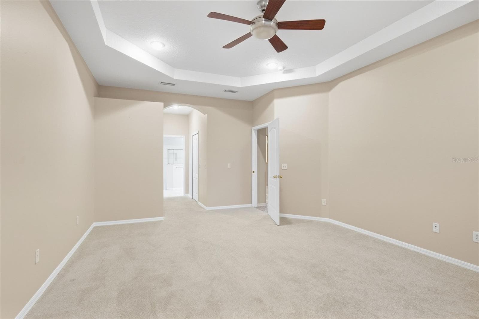 Villa at 19149 LAKE AUDUBON DR, TAMPA, photo 18 of 46