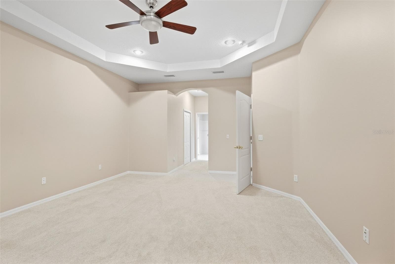 Villa at 19149 LAKE AUDUBON DR, TAMPA, photo 19 of 46