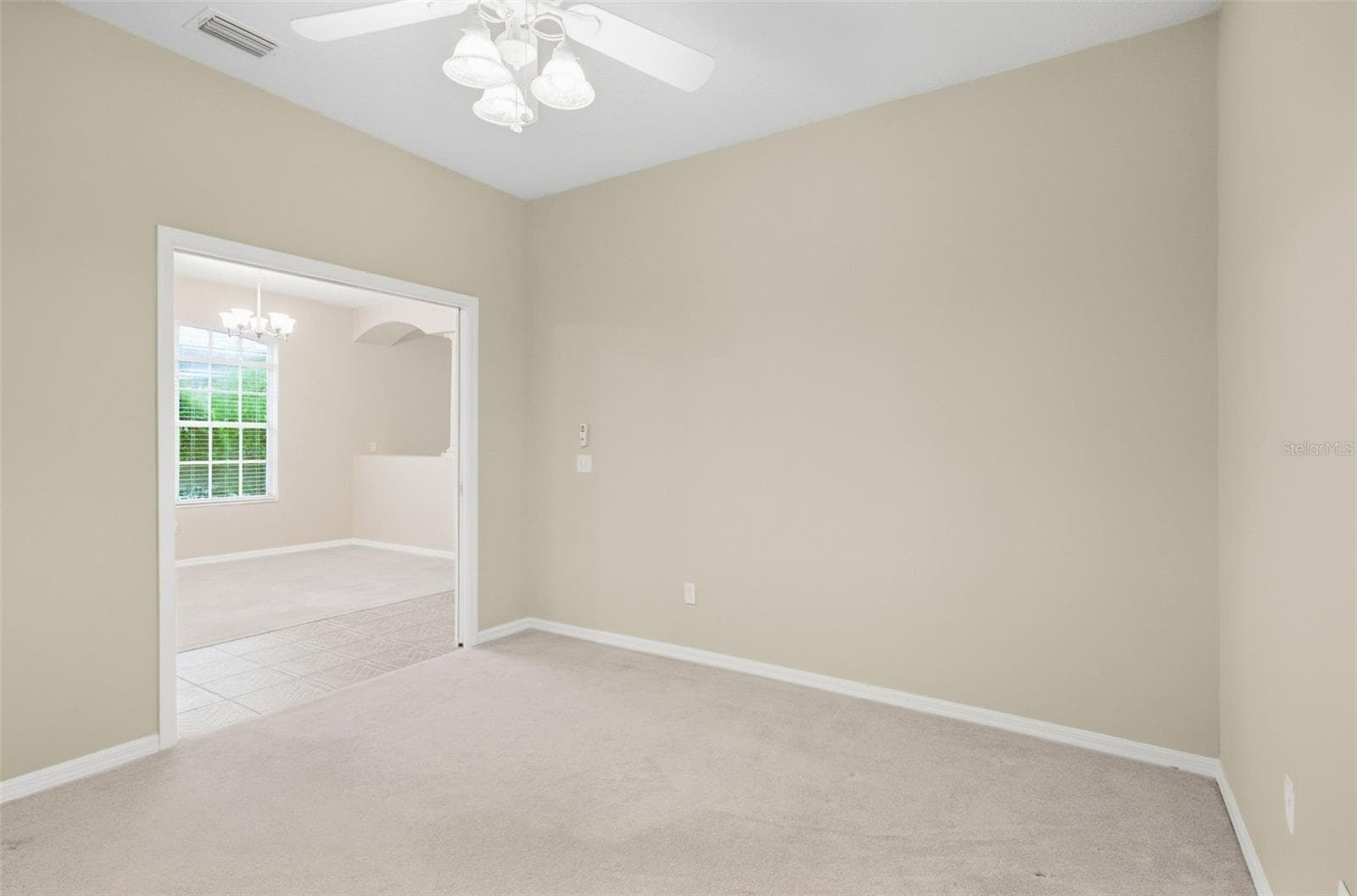 Villa at 19149 LAKE AUDUBON DR, TAMPA, photo 25 of 46