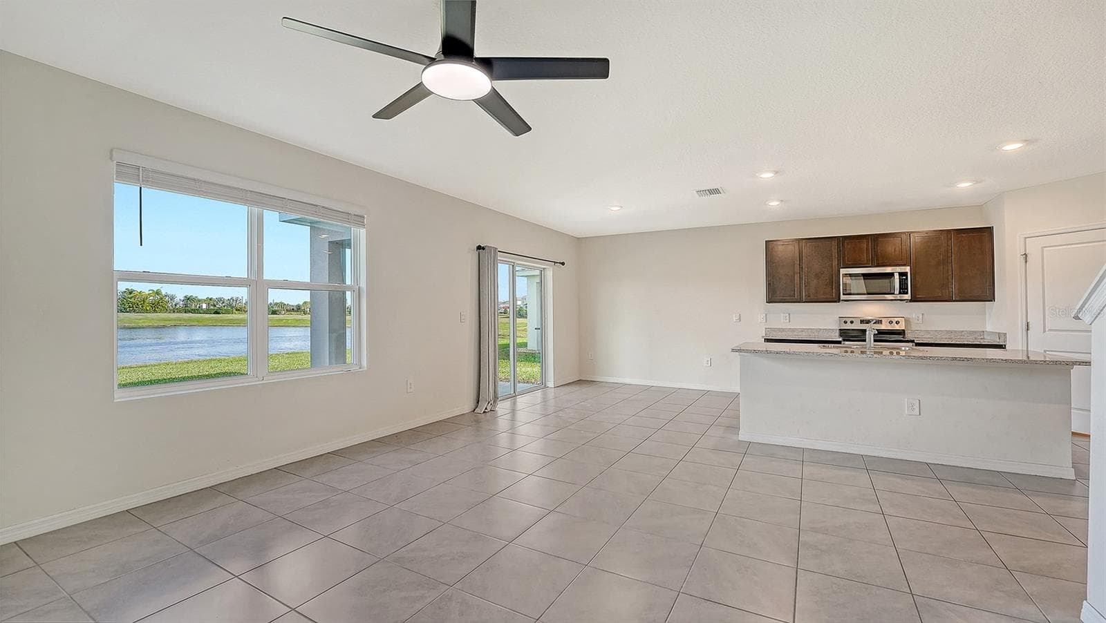 Single Family Residence at 17329 RESERVA DR, BRADENTON, photo 9 of 59