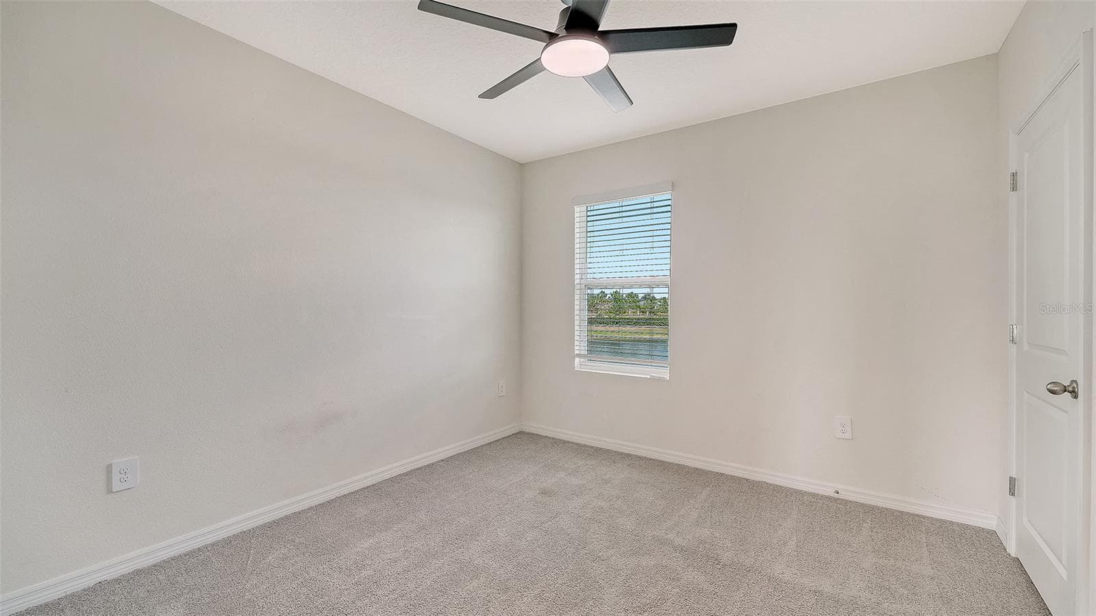 Single Family Residence at 17329 RESERVA DR, BRADENTON, photo 34 of 59