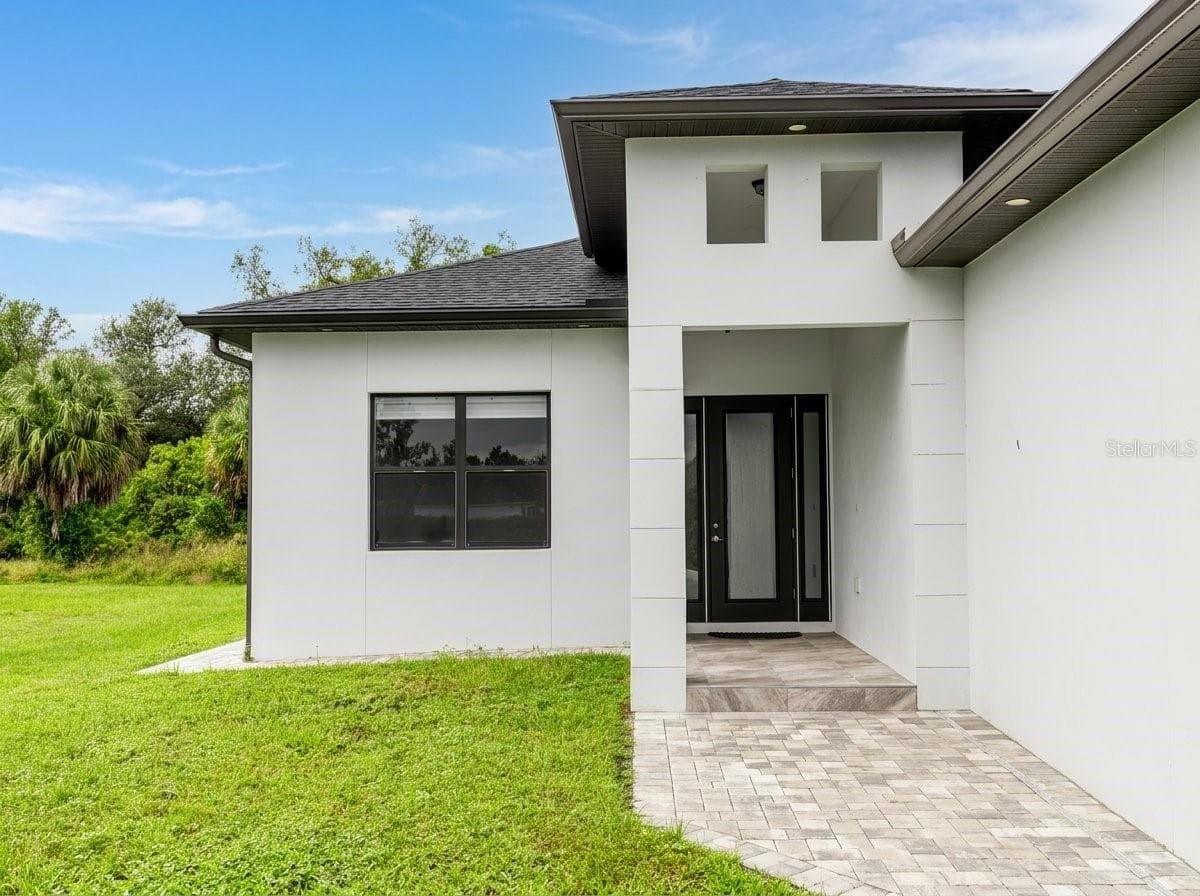Single Family Residence at 498 VENTURA ST, NORTH PORT, photo 5 of 50