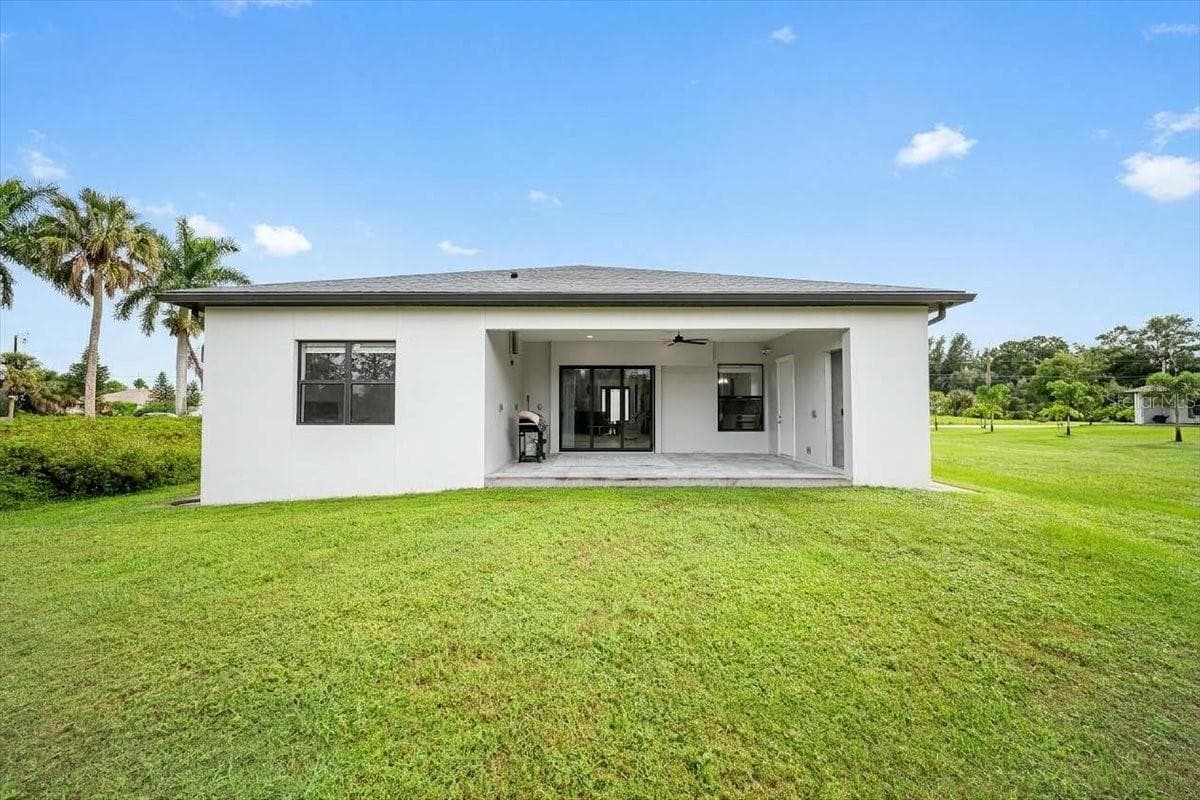 Single Family Residence at 498 VENTURA ST, NORTH PORT, photo 6 of 50
